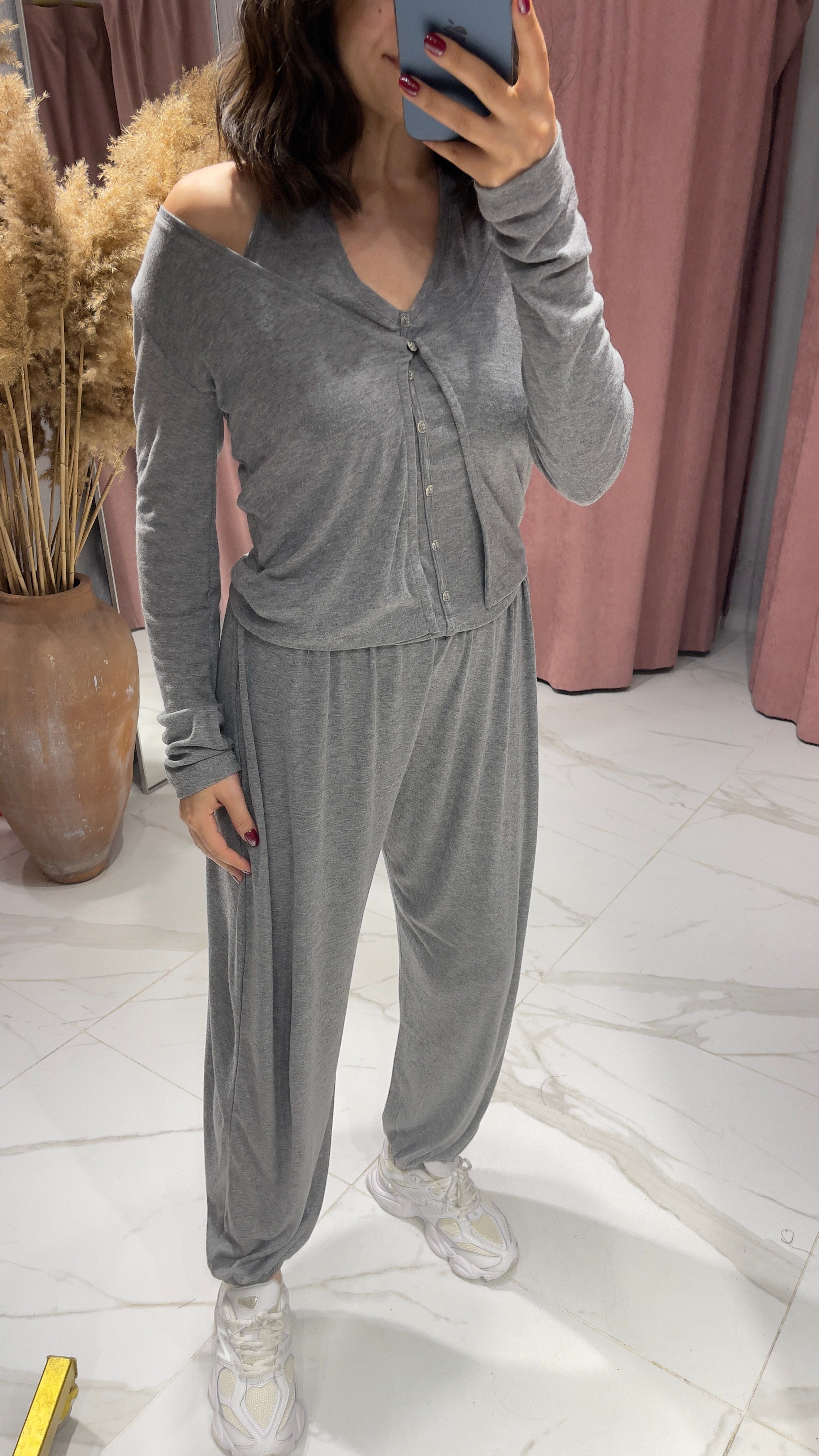 ZR MODEL KENDİNDEN YELEKLİ İNCE TAKIM-GRİ