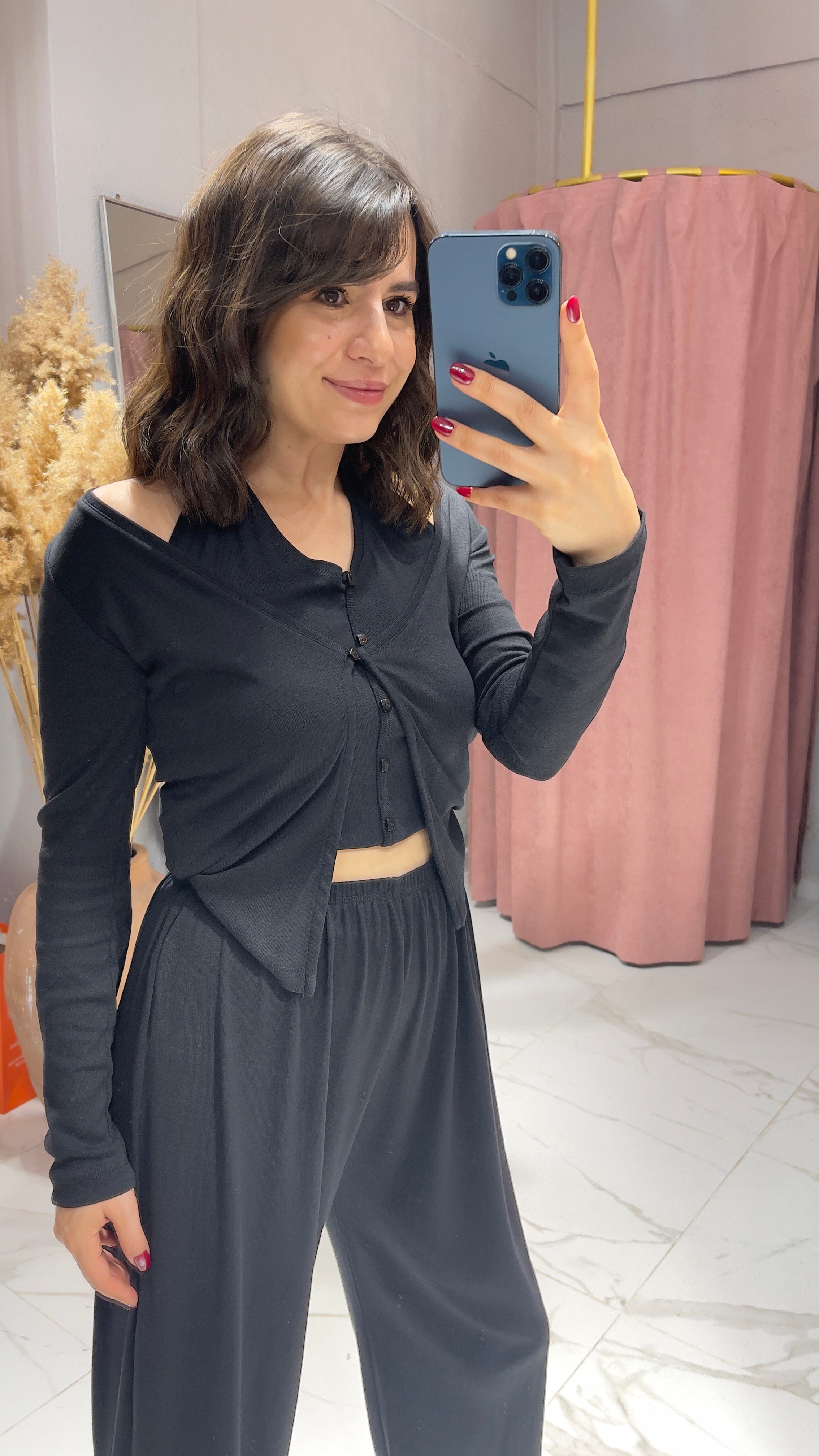 ZR MODEL KENDİNDEN YELEKLİ İNCE TAKIM-SİYAH
