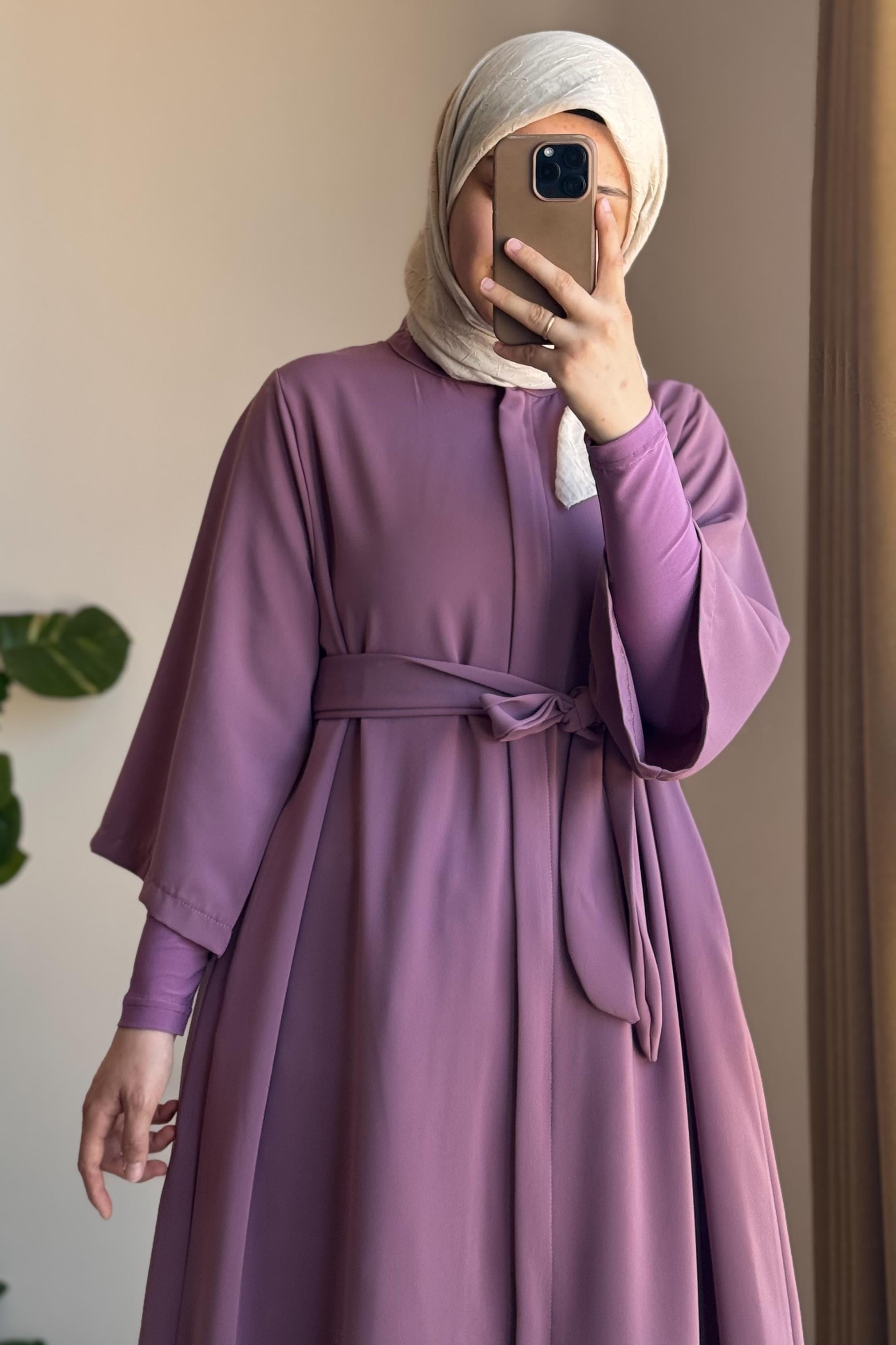 ANDE TESETTÜR, Ahsen Ferace, Ahsen Ferace- Gül kurusu