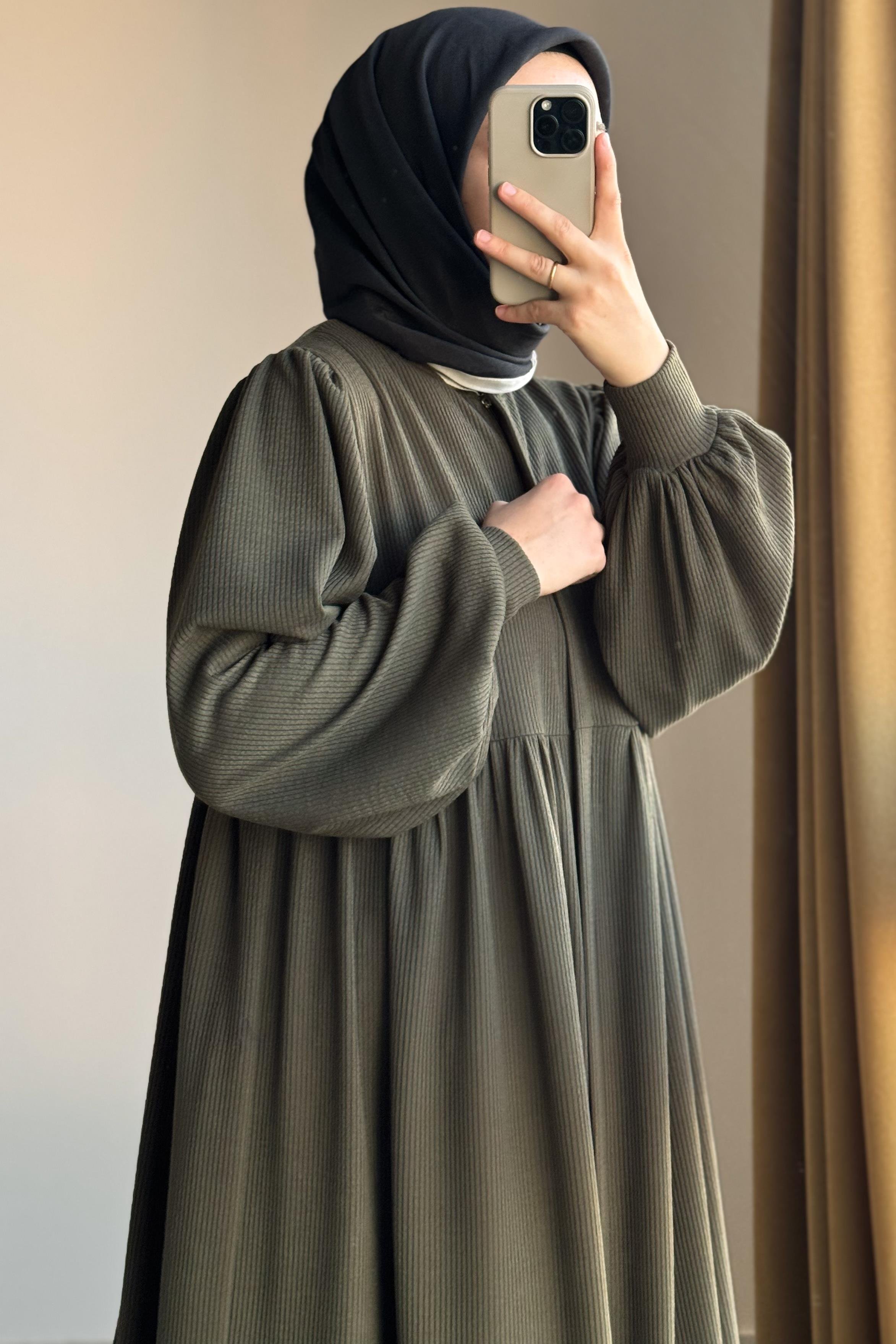 Ande Tesettür, Asya Triko Ferace, Asya Triko Ferace - Haki yeşil