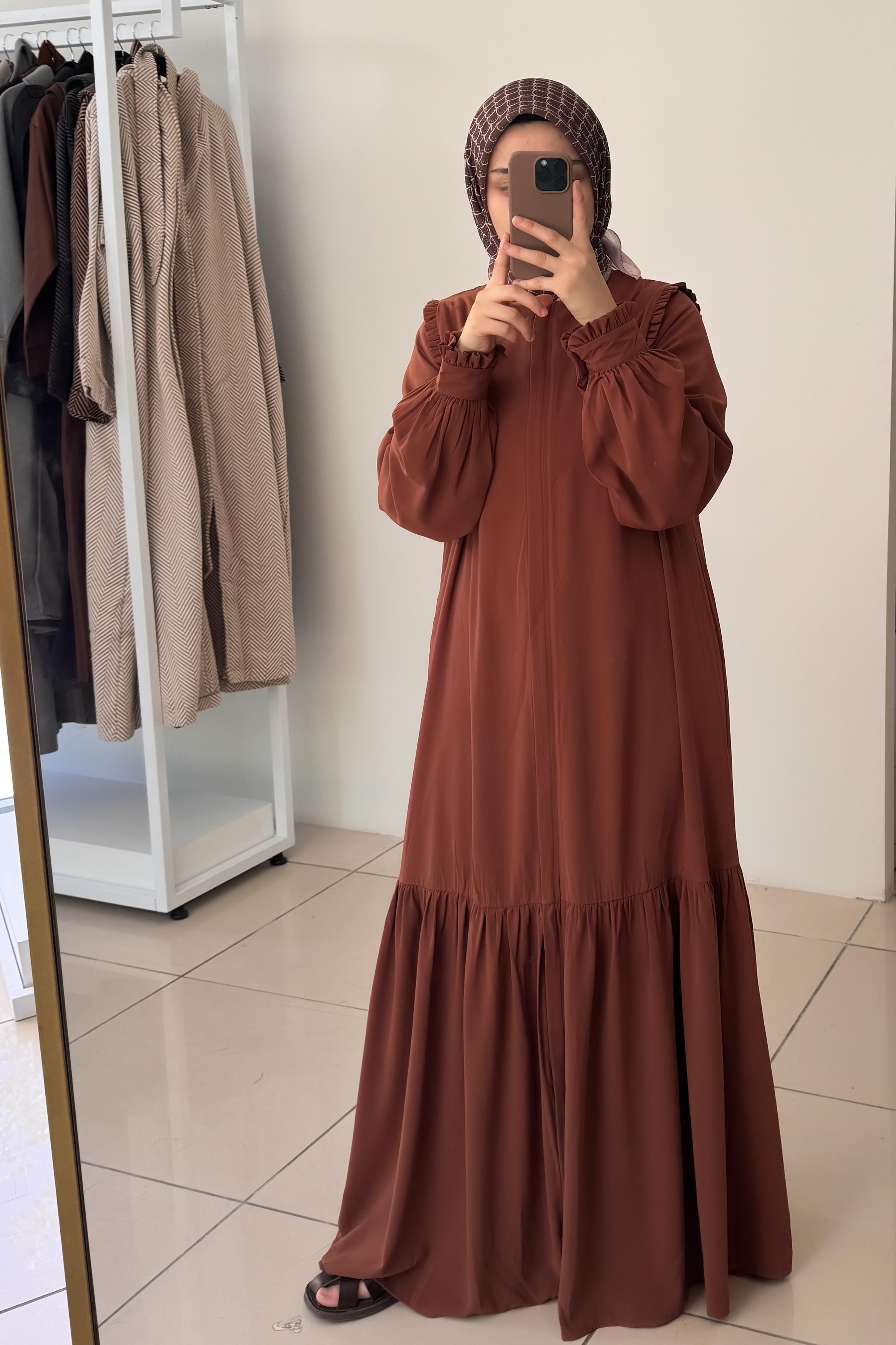 ANDE TESETTÜR, Beyza Ferace, Beyza Ferace- Taba