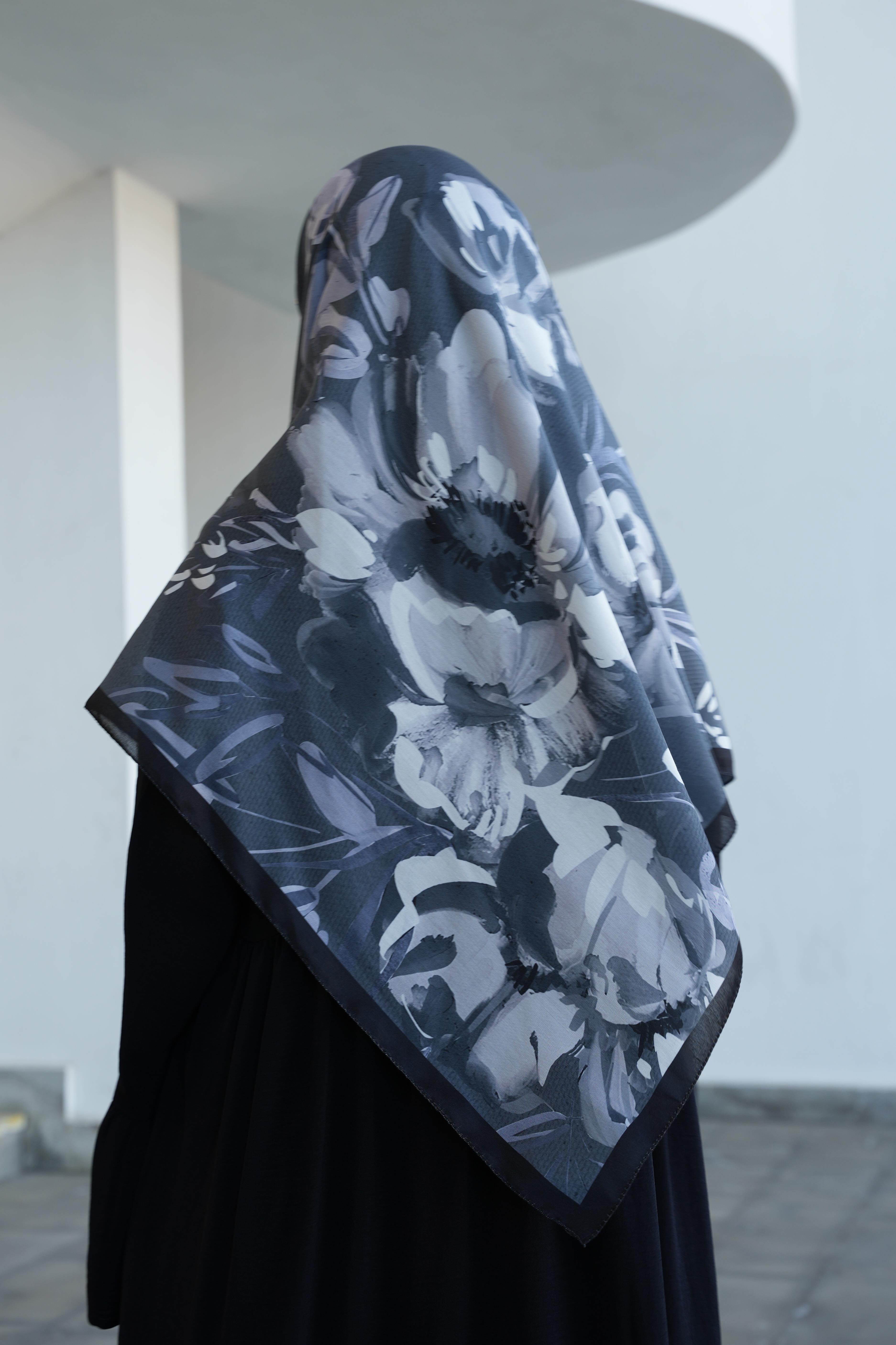 Ande Tesettür, Classic Bloom Desen Pamuk Eşarp, Classic Bloom Desen Pamuk Eşarp - Siyah