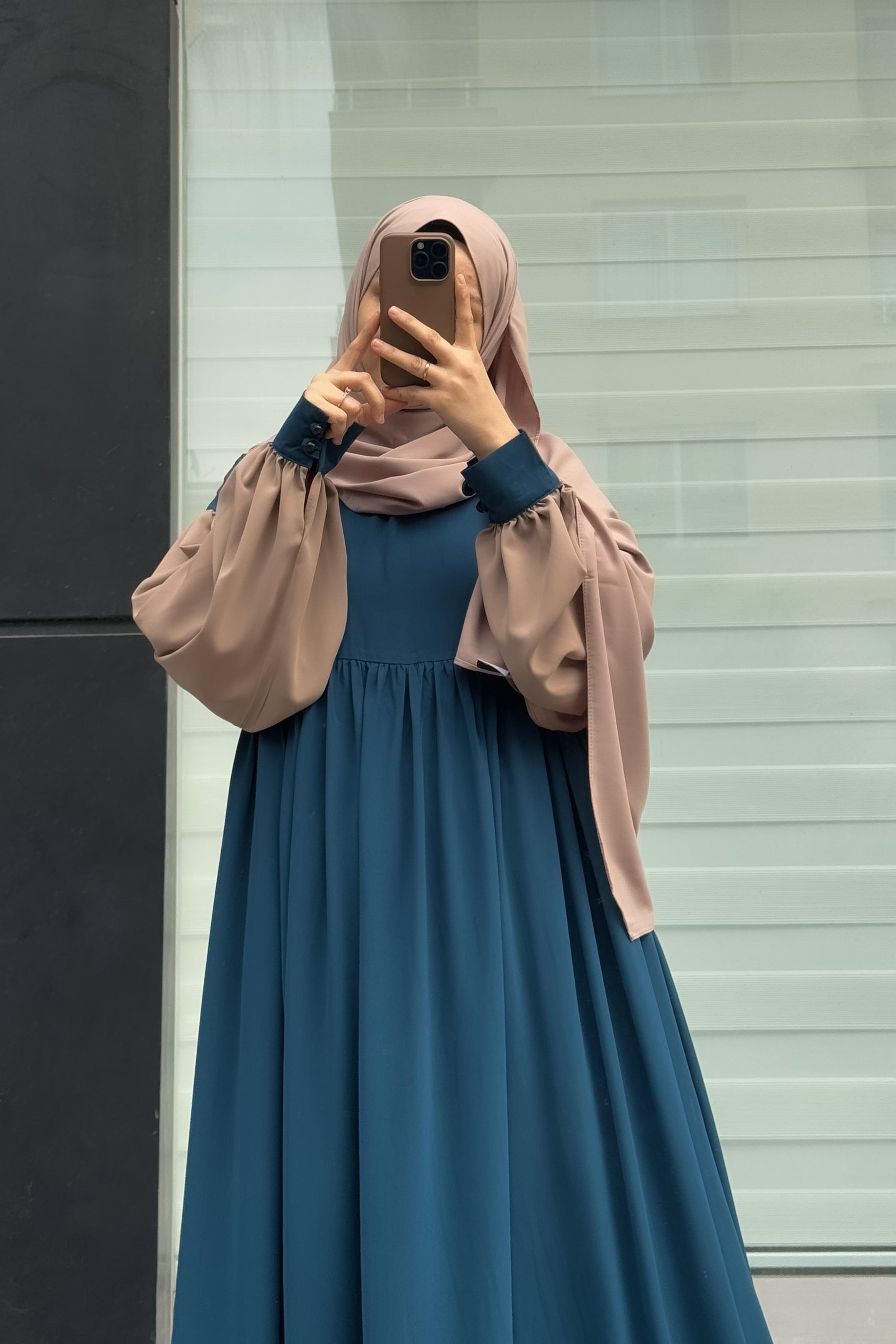 ANDE TESETTÜR, Hijabi Elbise, Hijabi Elbise- Petrol mavi/ bej