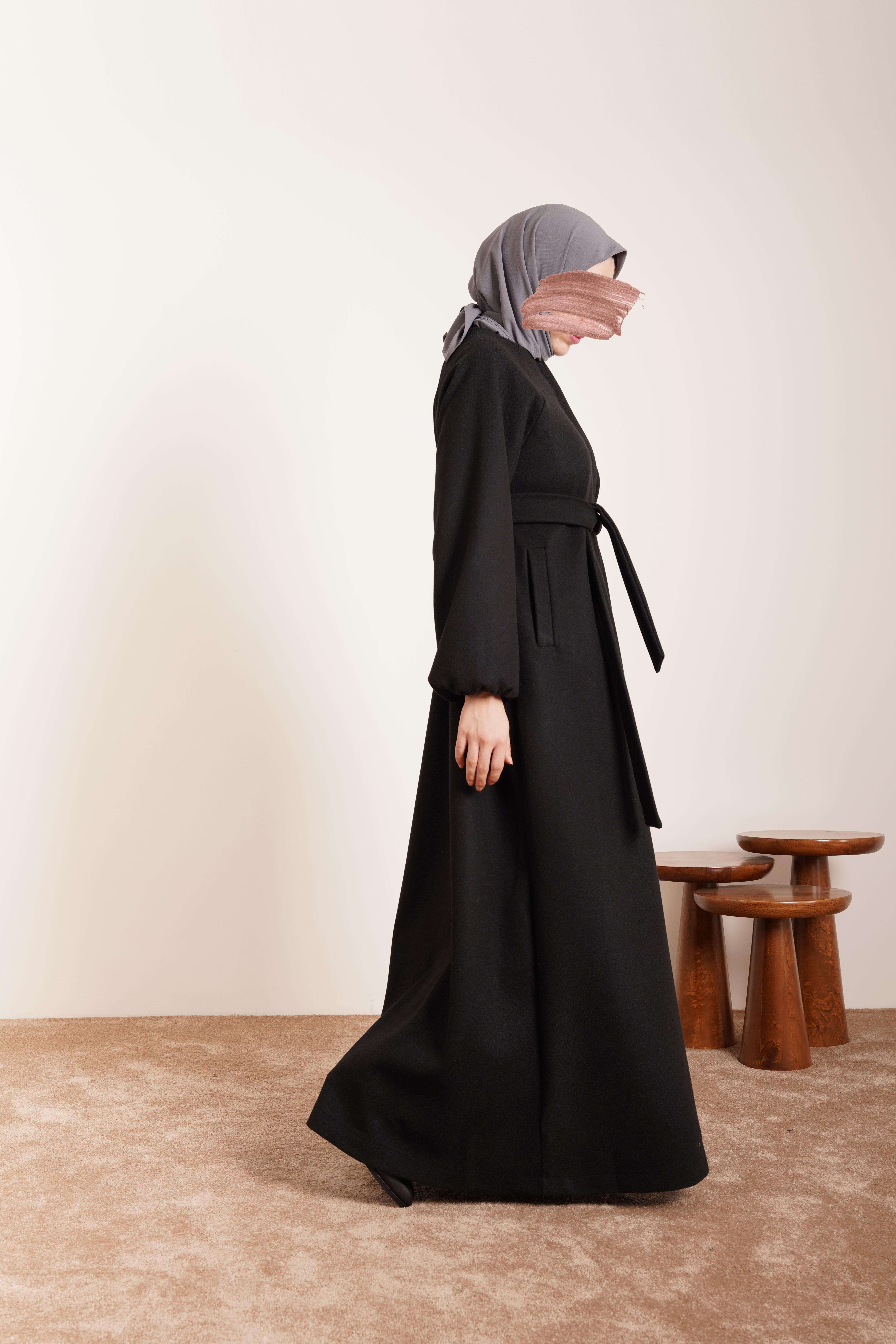 Ande Tesettür, Kloş Kaban, Kloş Kaban-Siyah