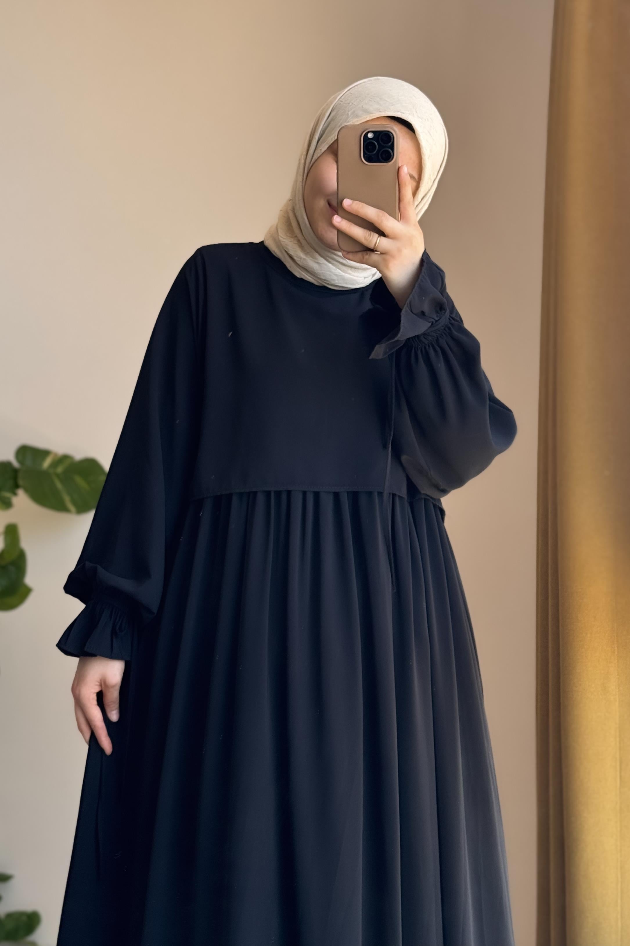 ANDE TESETTÜR, Manolya Elbise, Manolya Elbise- Siyah