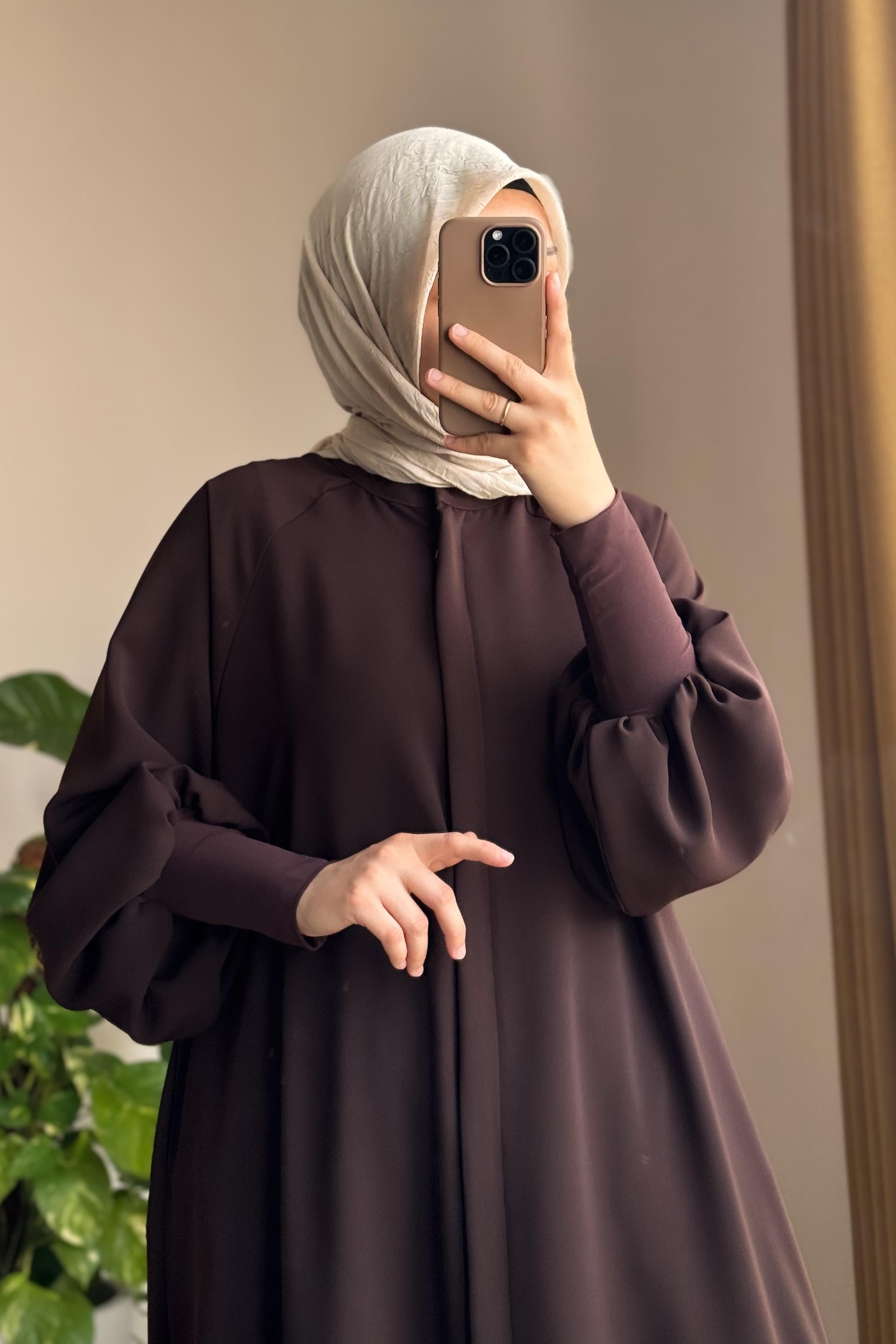 ANDE TESETTÜR, Sendy Kol Ferace, Sendy Kol Ferace- Acı kahve