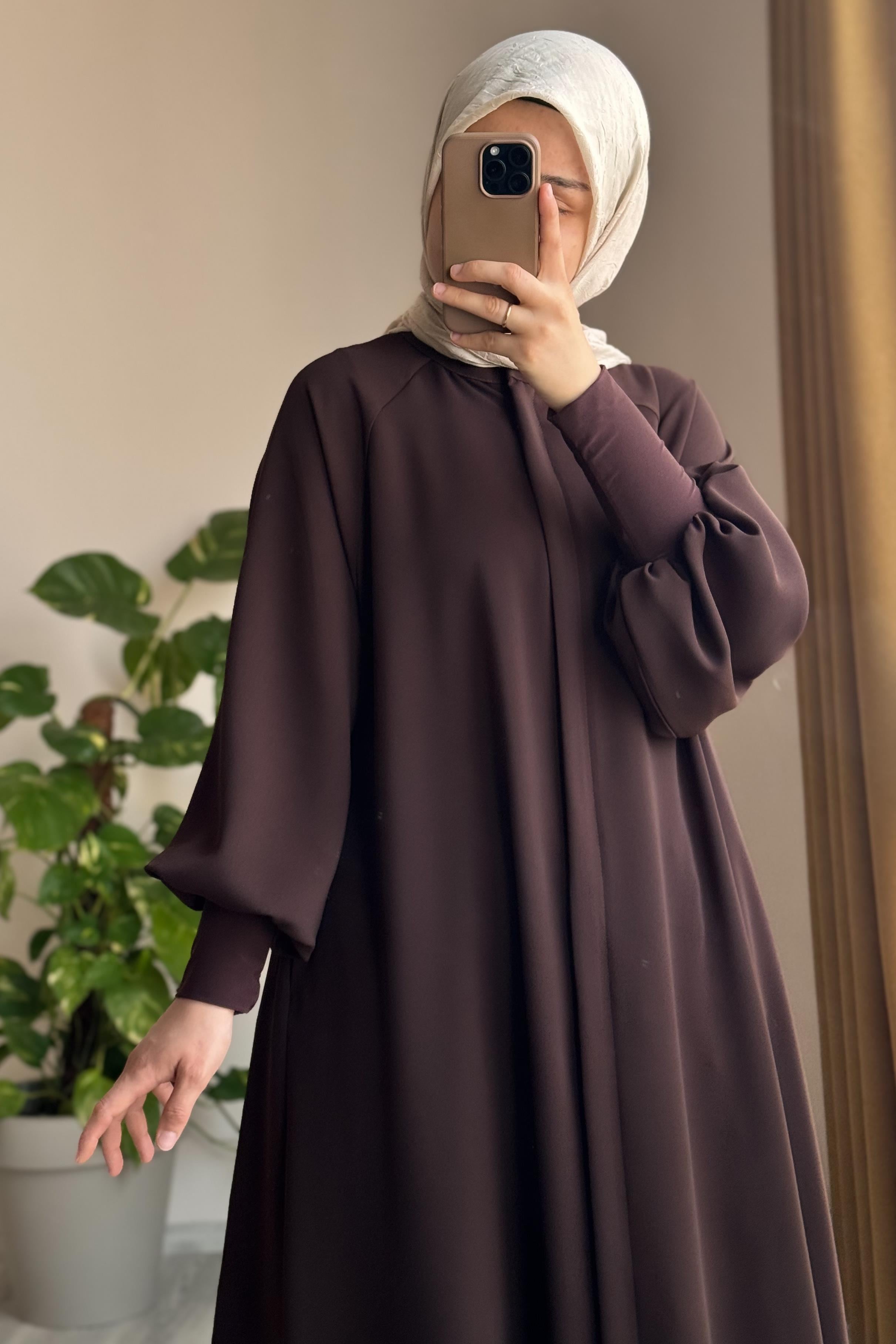 ANDE TESETTÜR, Sendy Kol Ferace, Sendy Kol Ferace- Acı kahve