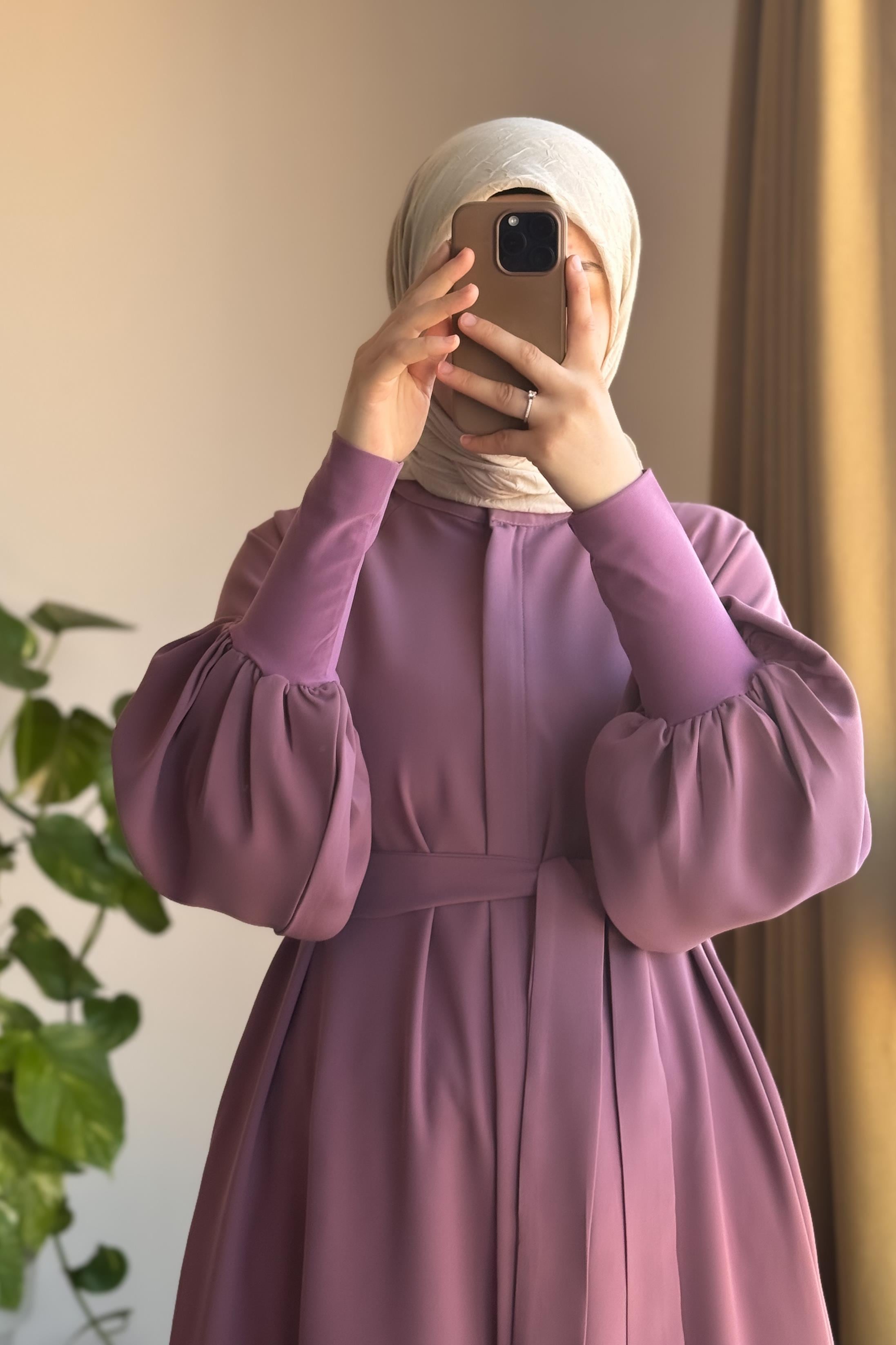 ANDE TESETTÜR, Sendy Kol Ferace, Sendy Kol Ferace- Gül kurusu