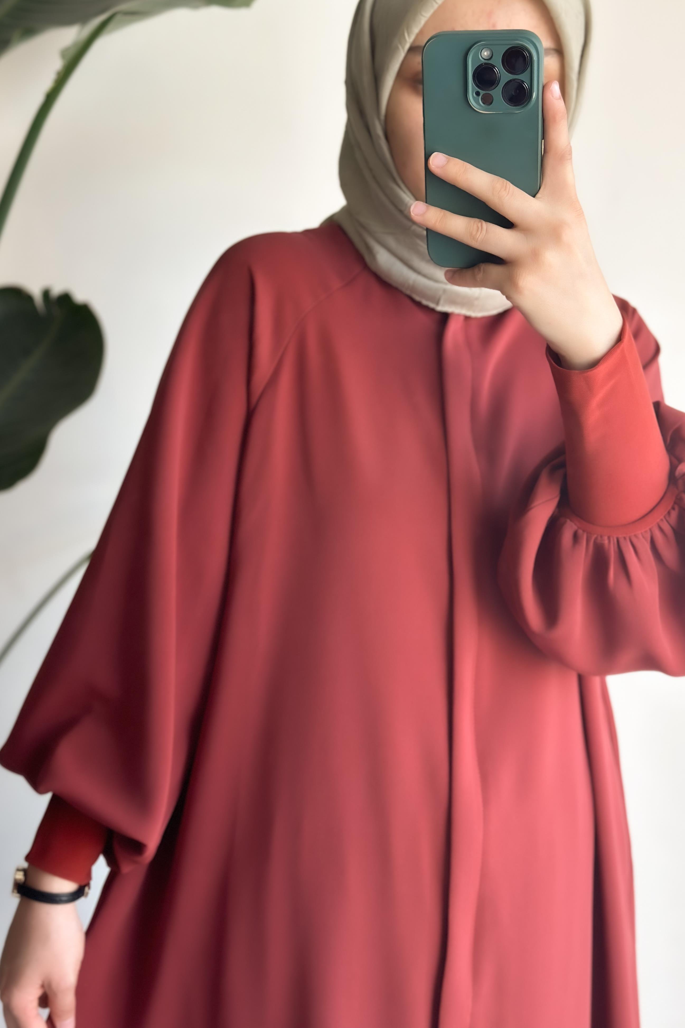 ANDE TESETTÜR, Sendy Kol Ferace, Sendy Kol Ferace- Kiremit