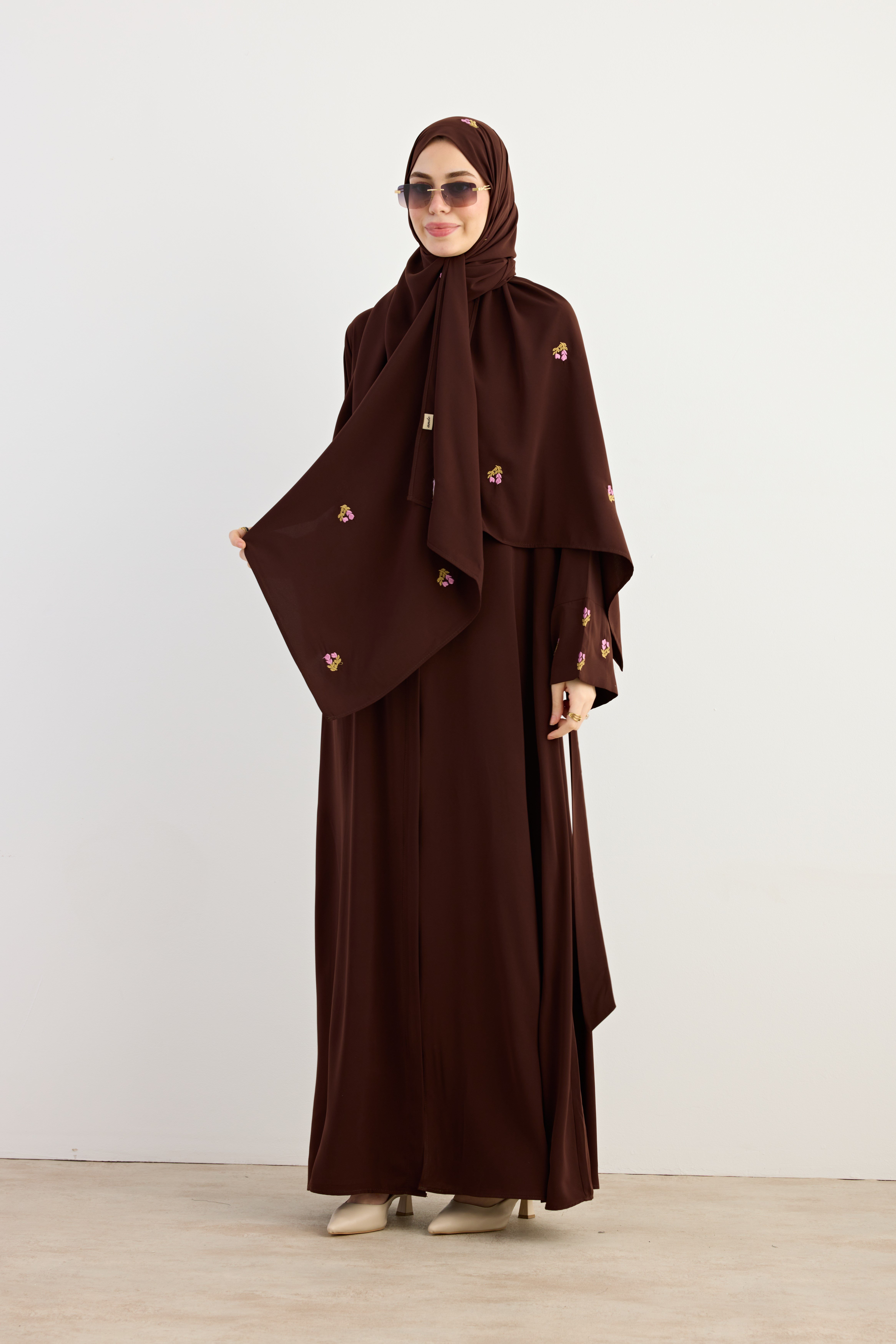 Ande Tesettür, Serpme Çiçek Nakışlı Abaya, Serpme Çiçek Nakışlı Abaya - Acı kahve