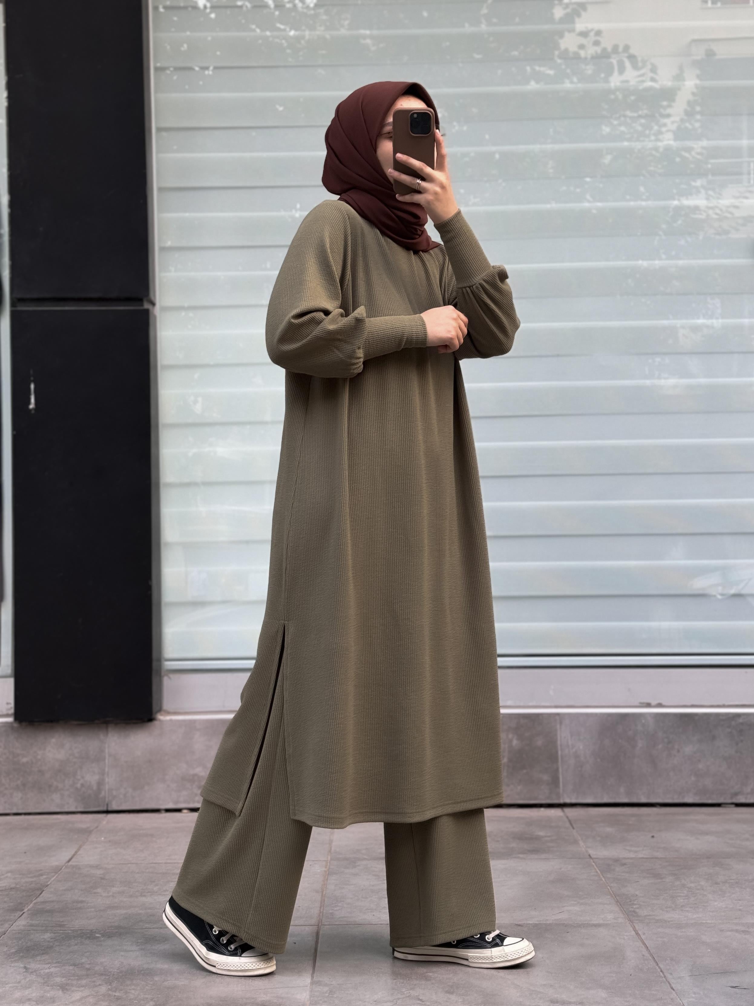 ANDE TESETTÜR, Triko Takım, Triko Takım - Haki