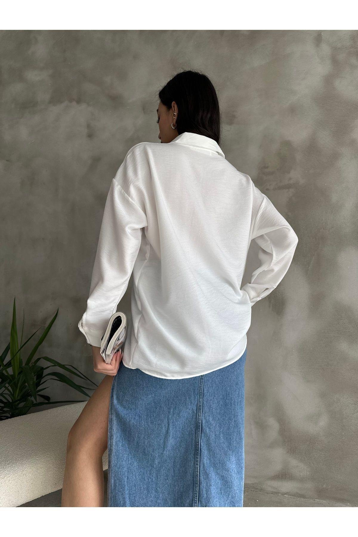  Cep Detaylı Basic Beyaz Oversize Keten Gömlek