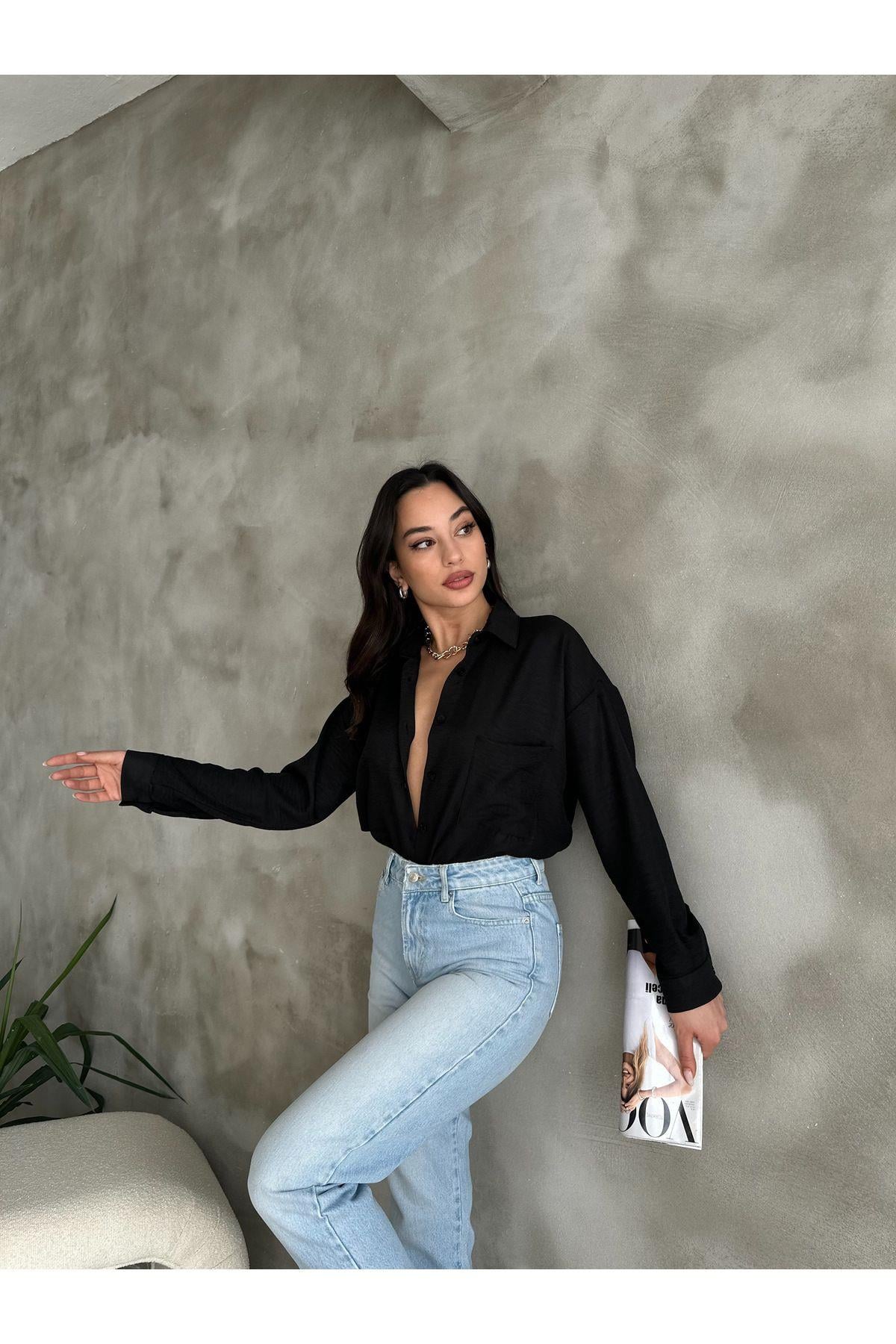  Cep Detaylı Basic Siyah Oversize Keten Gömlek