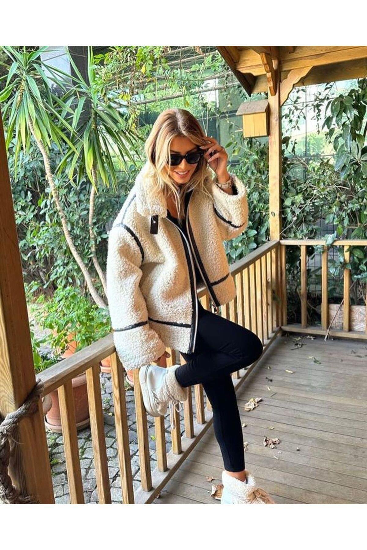  Fermuarlı Model Ekru Bej Oversize Peluş Mont
