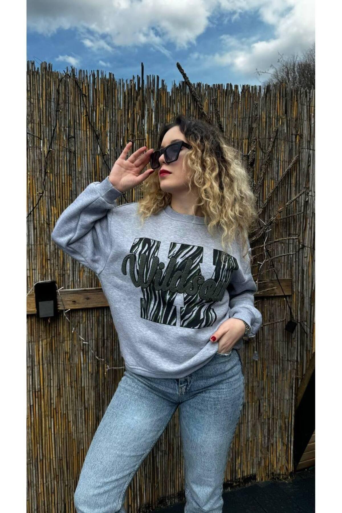 Nakış İşlemeli WildSoul Gri  Sweatshirt