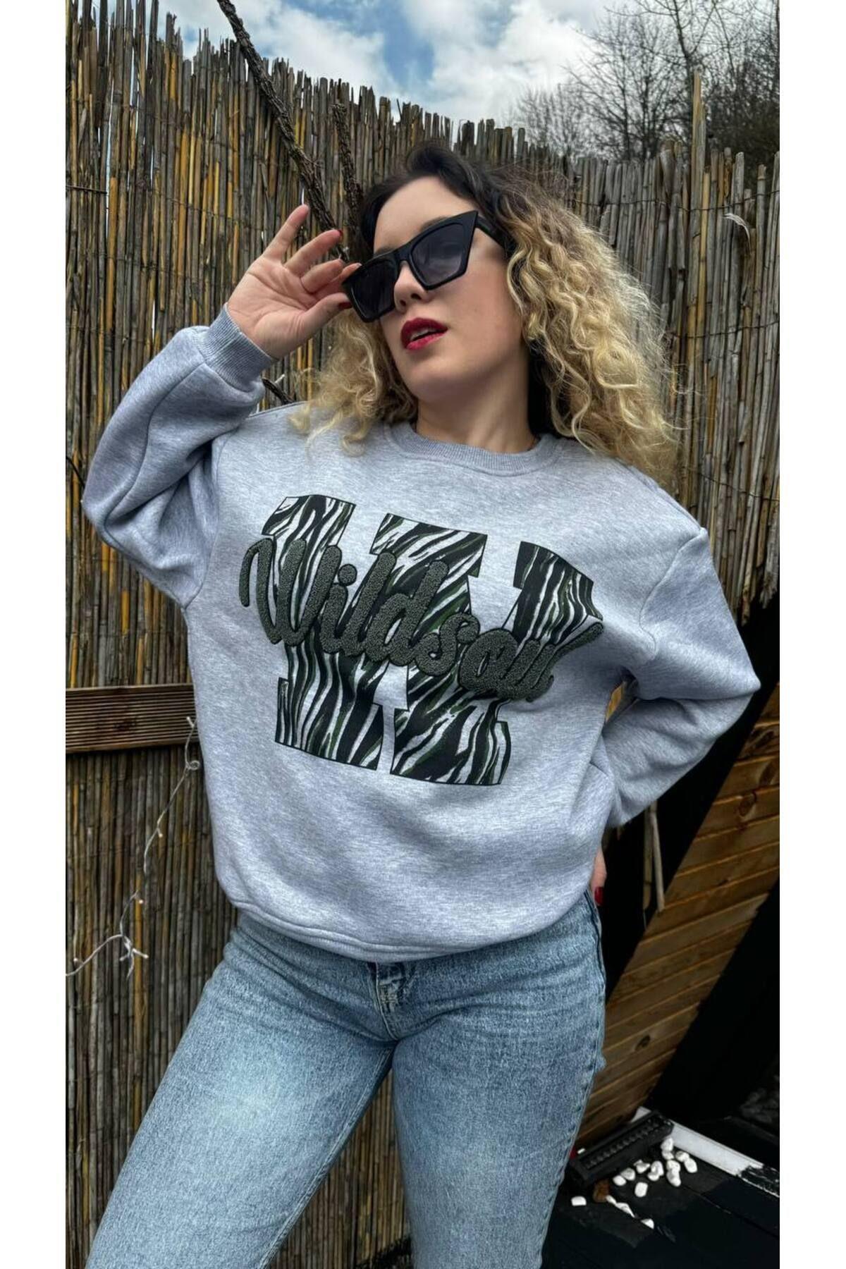 Nakış İşlemeli WildSoul Gri  Sweatshirt