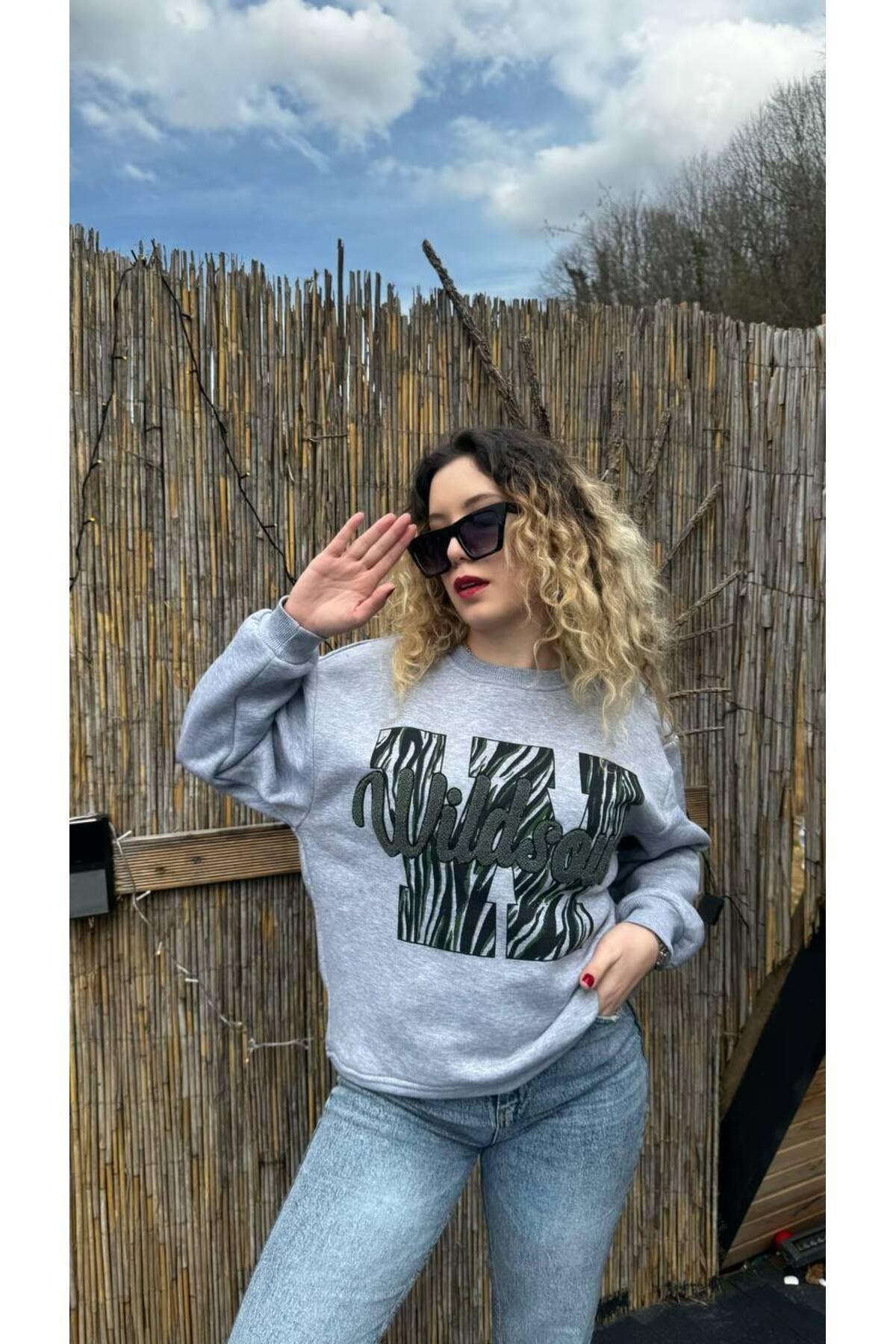 Nakış İşlemeli WildSoul Gri  Sweatshirt
