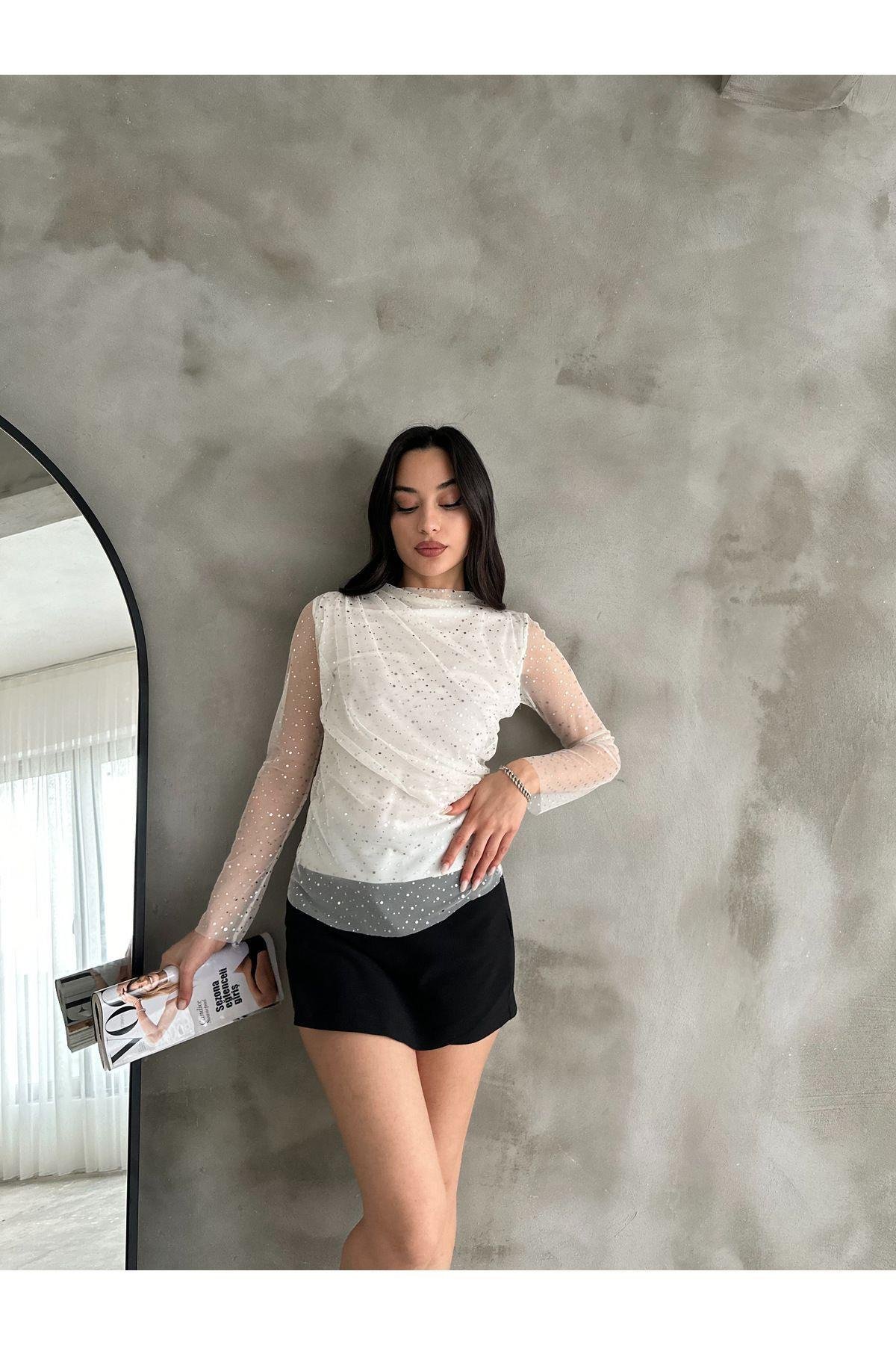 Özel Tasarım Transparan Detaylı Drapeli Pullu Beyaz Tül Bluz
