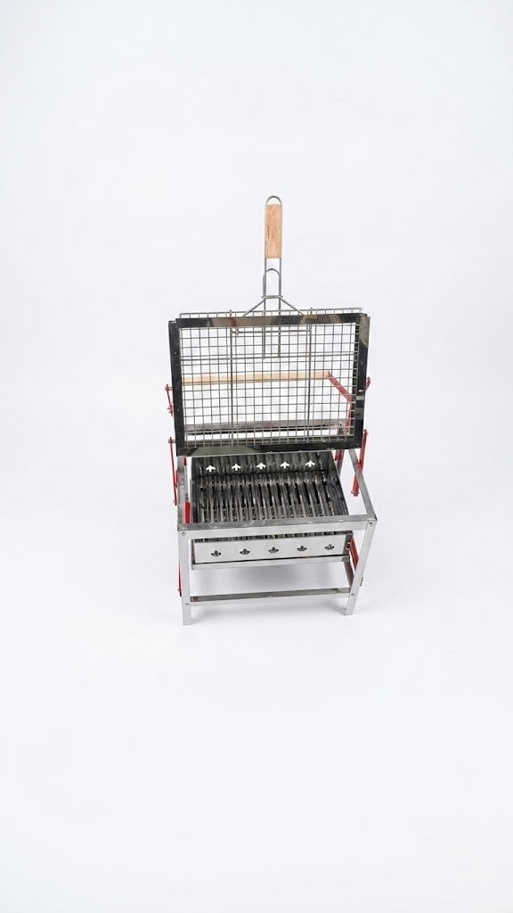 Çadır Dünyası 30x40 cm Profesyonel Krom Mangal Seti - 1 mm Gövde, 3 mm Güçlü Yan Kanatlar, Ayarlanabilir Ayaklı, Maşa ve Yelpazeli Eksiksiz Set