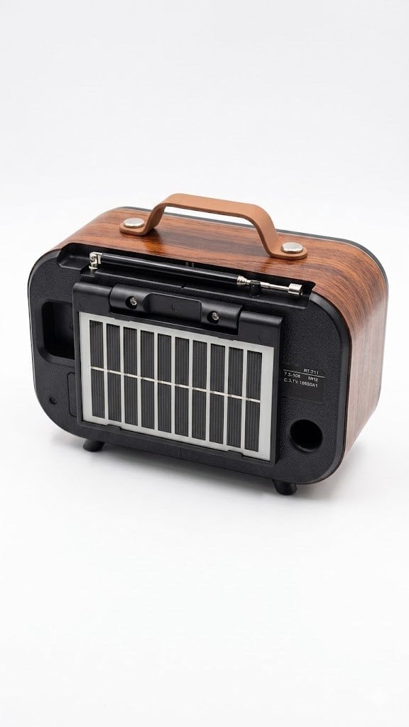 Çadır Dünyası Everton RT-711 Nostaljik Güneş Enerjili Kamp Radyosu - Solar Panelli, Bluetoothlu, USB/TF Kart Çalarlı RGB Işıklı Saatli Hoparlör