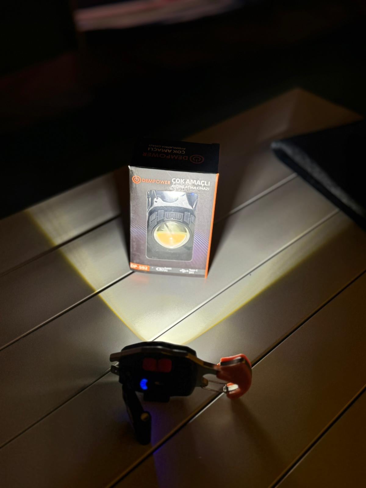 DEMPOWER ÇOK AMAÇLI KAMP LAMBASI