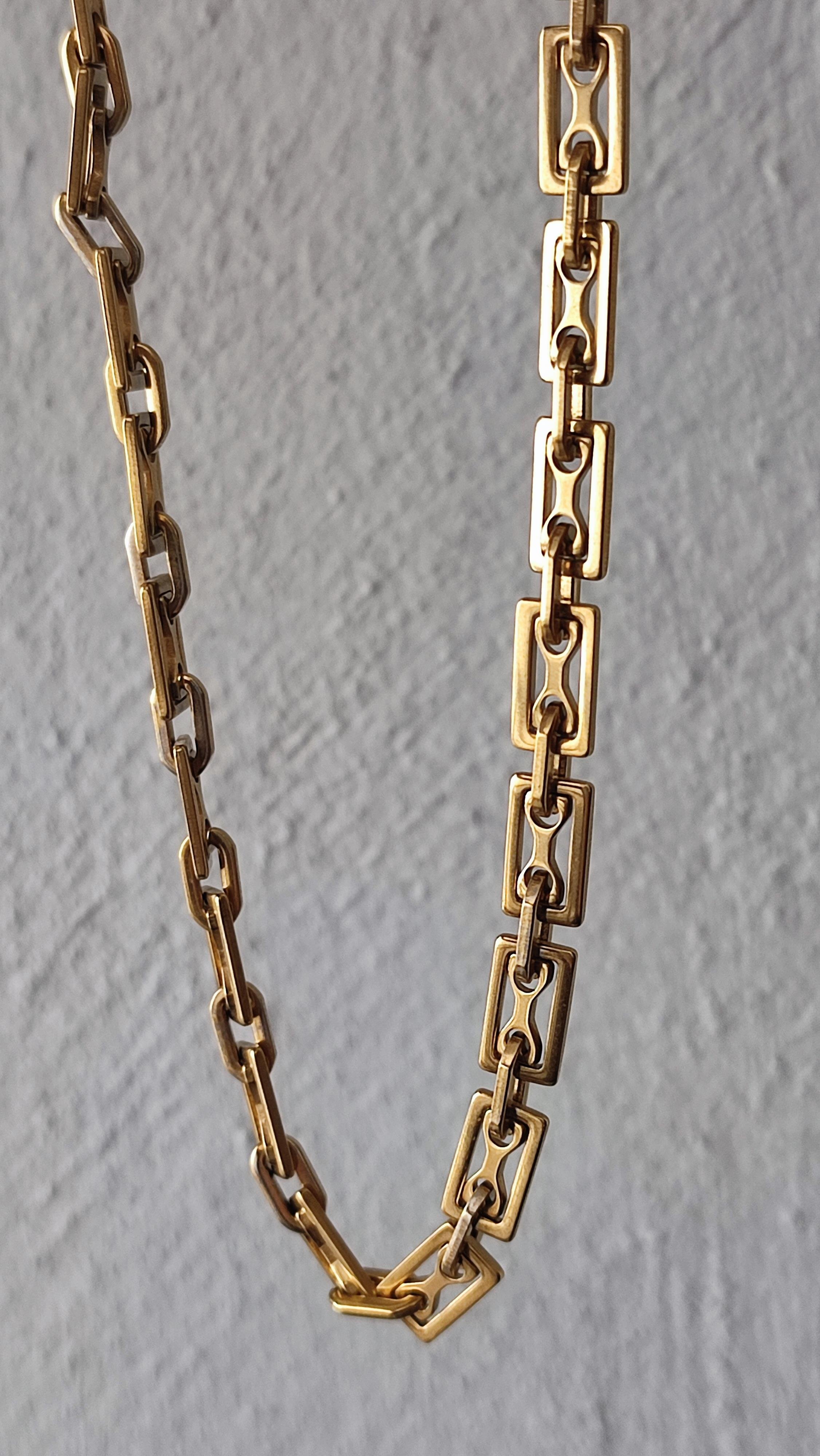 ÇELİK GOLD BİRBİRİNE GEÇMELİ TASARIM KOLYE 