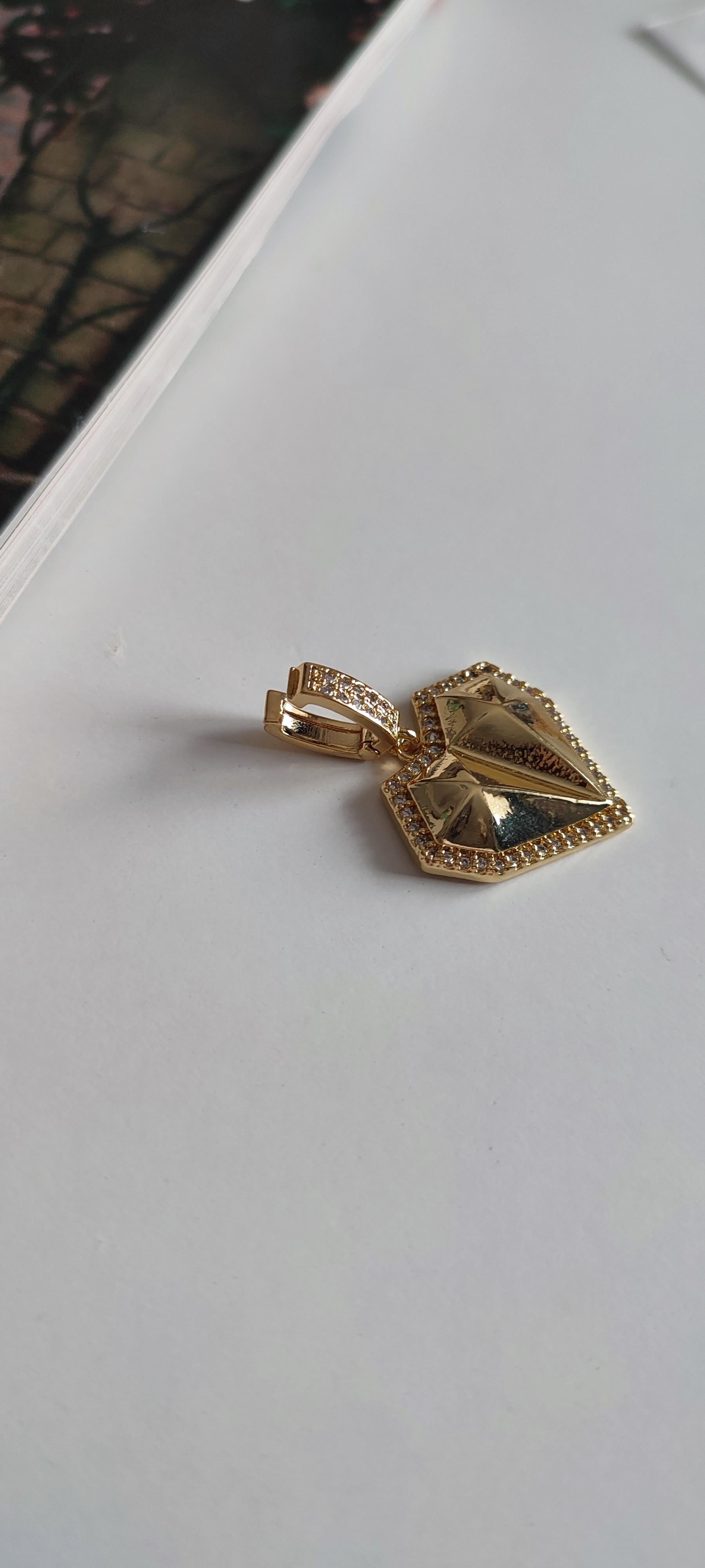 Çelik Gold Kalp Charm 