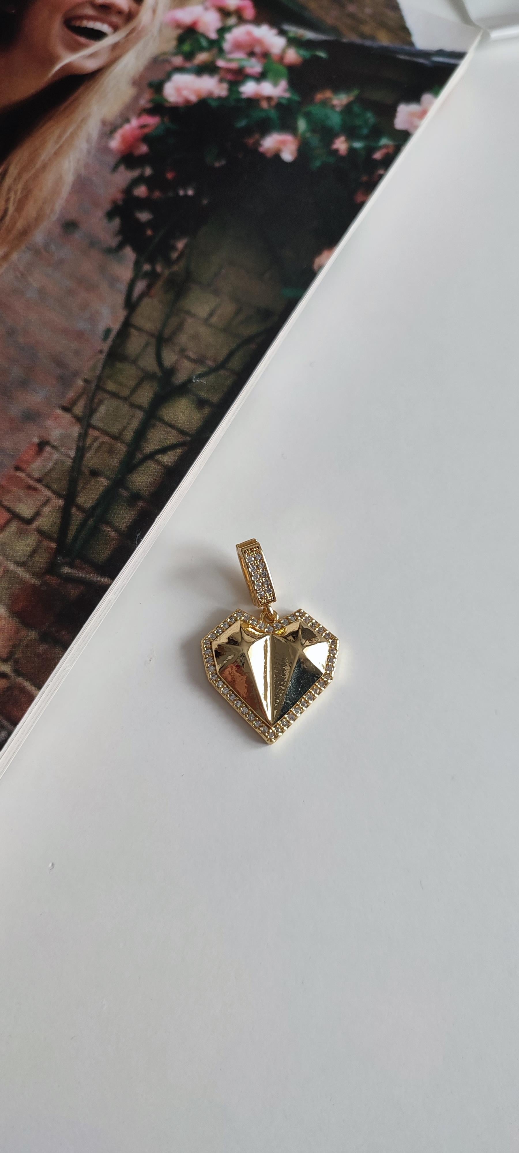 Çelik Gold Kalp Charm 