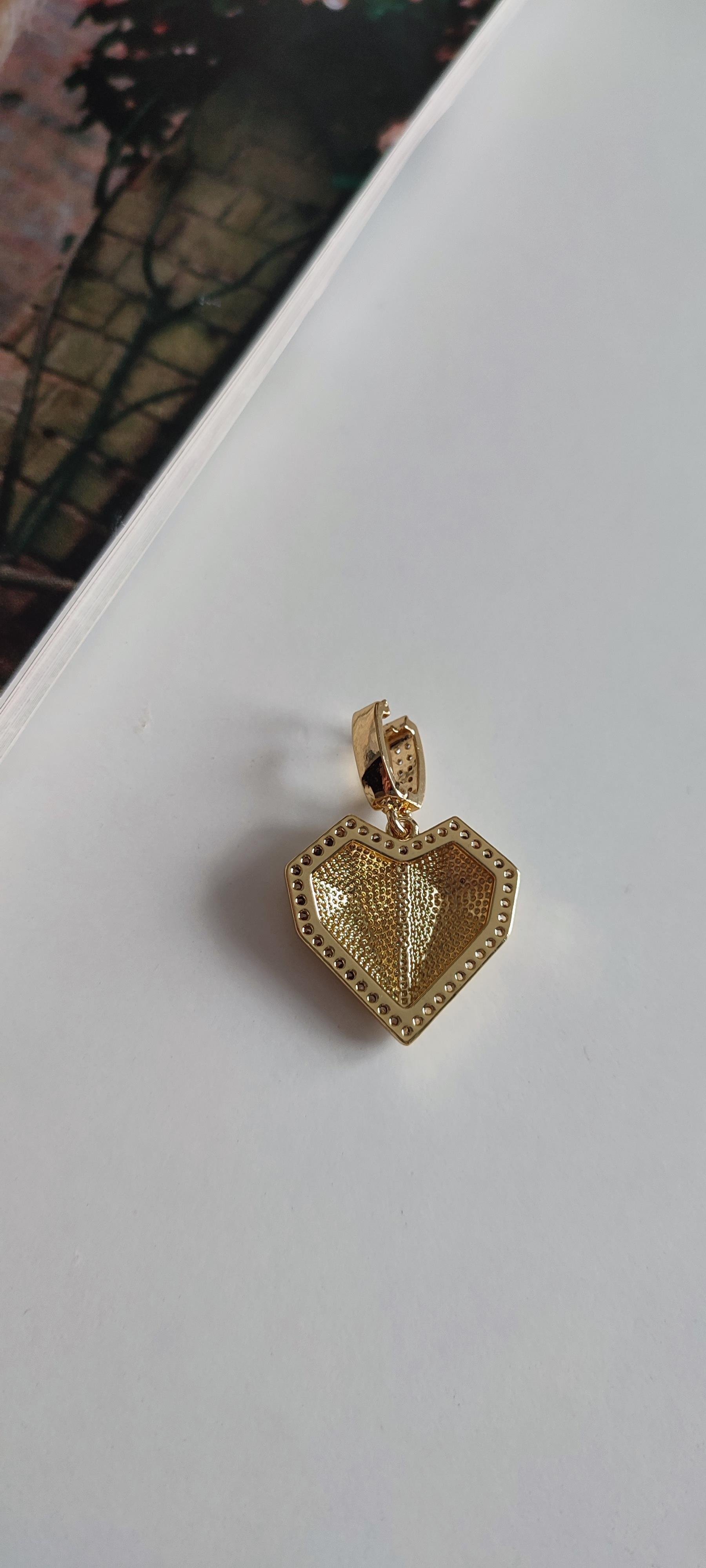 Çelik Gold Kalp Charm 