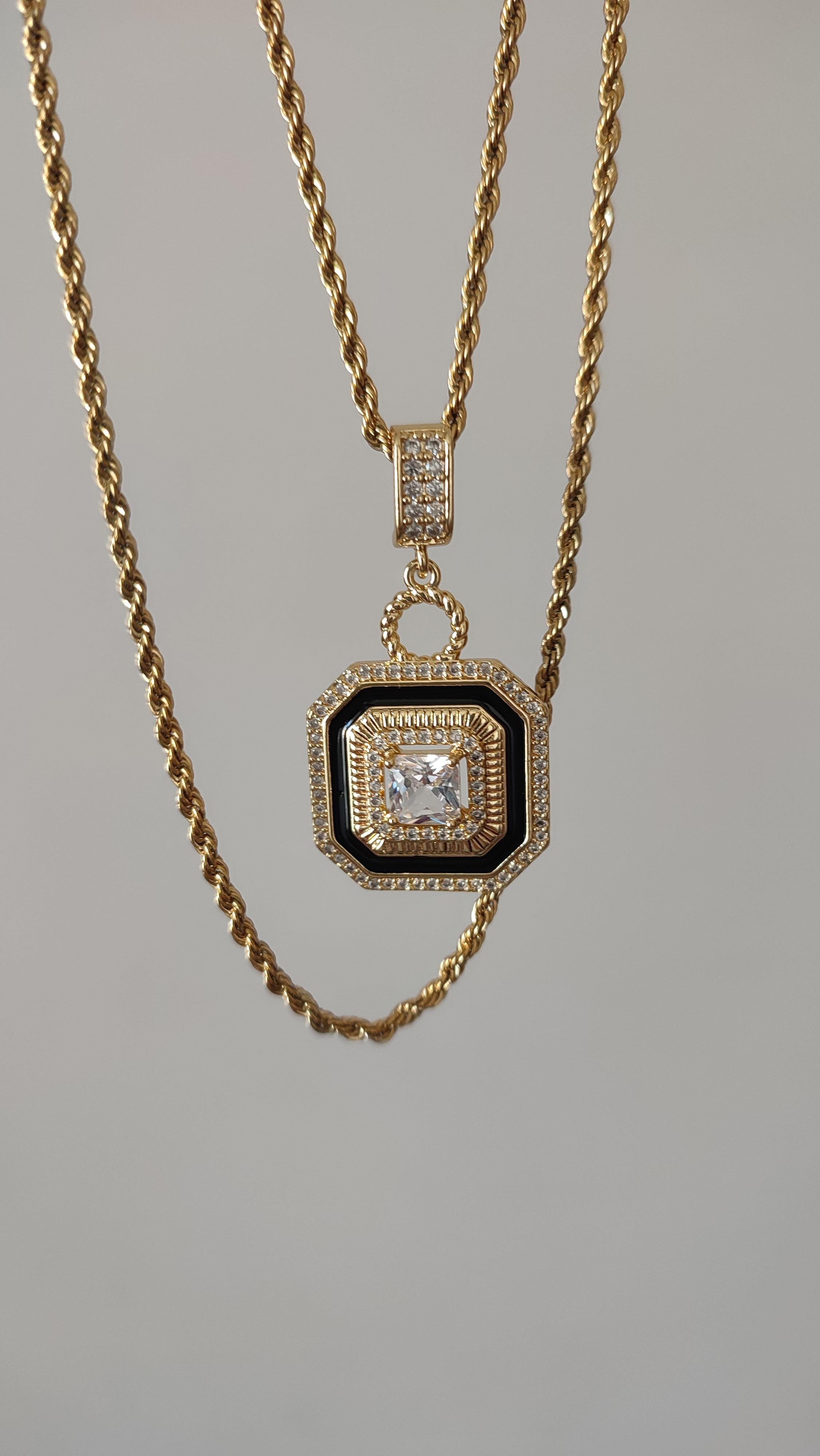 ÇELİK GOLD KARE TAŞLI ÇOKLU KOLYE 