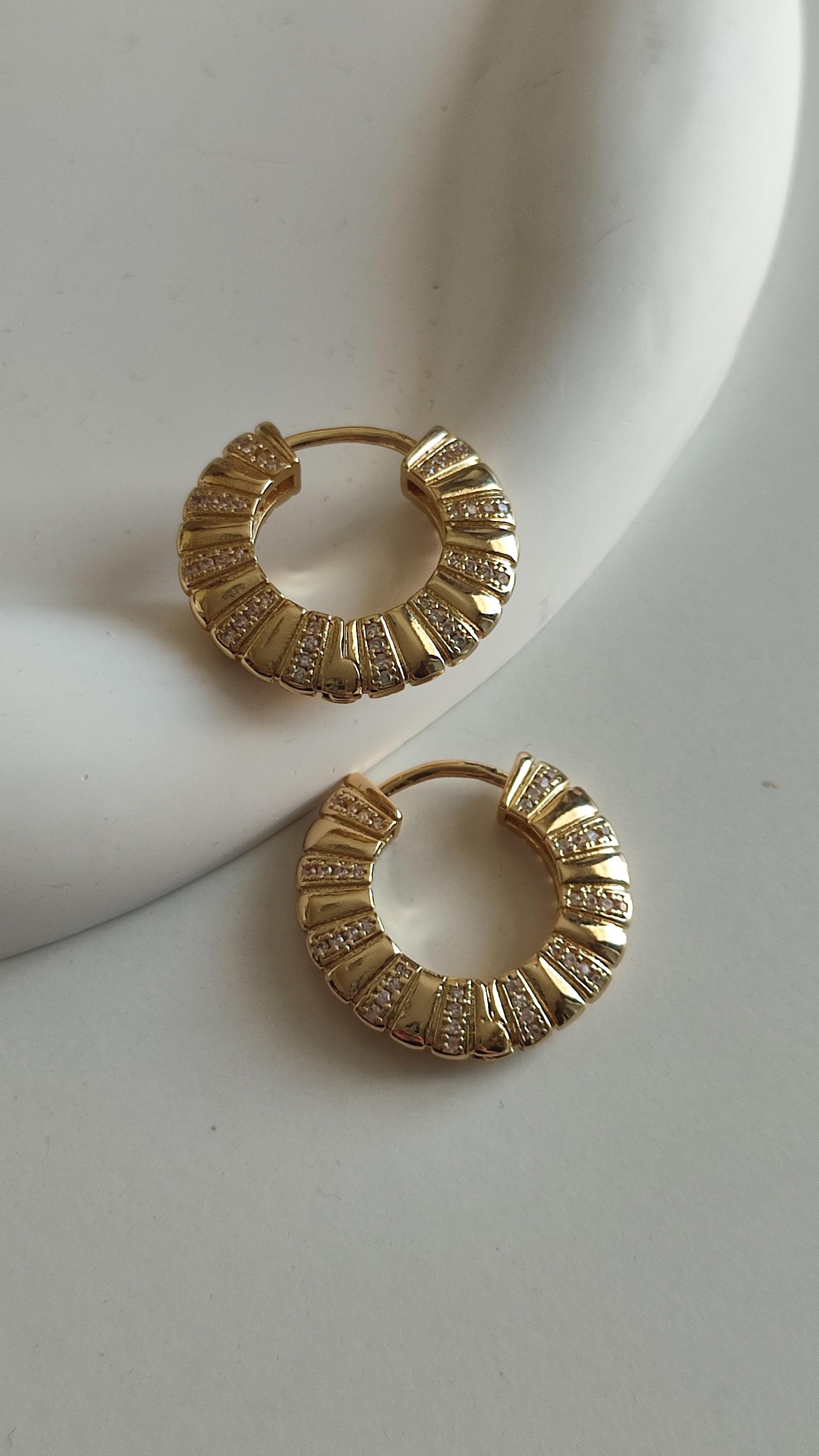 ÇELİK GOLD SİMLİ HALKA KÜPE 