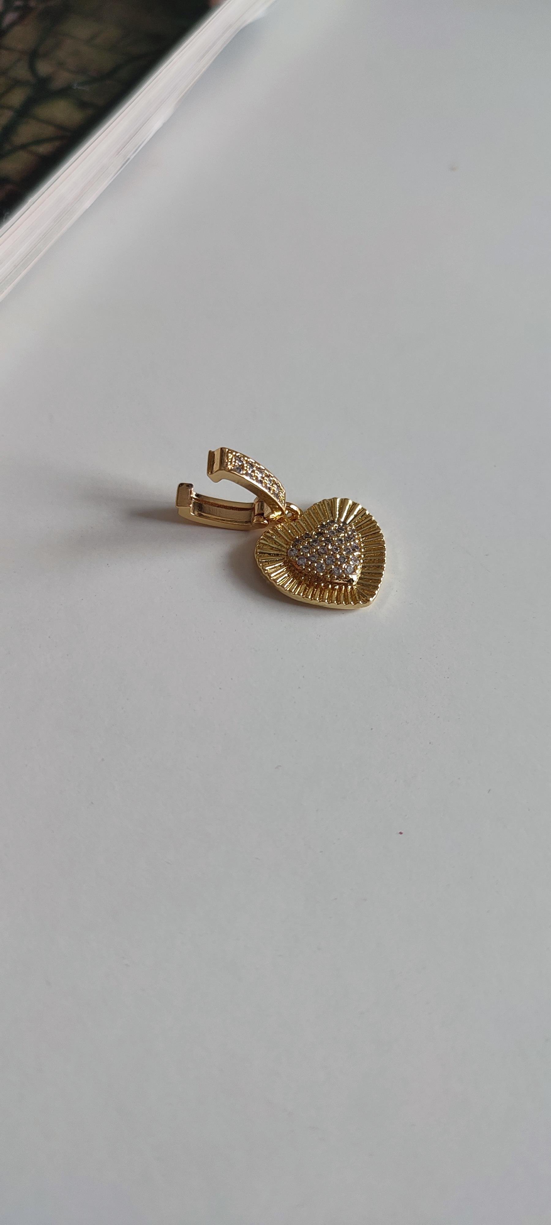 Çelik Gold Taşlı Kalp Charm 