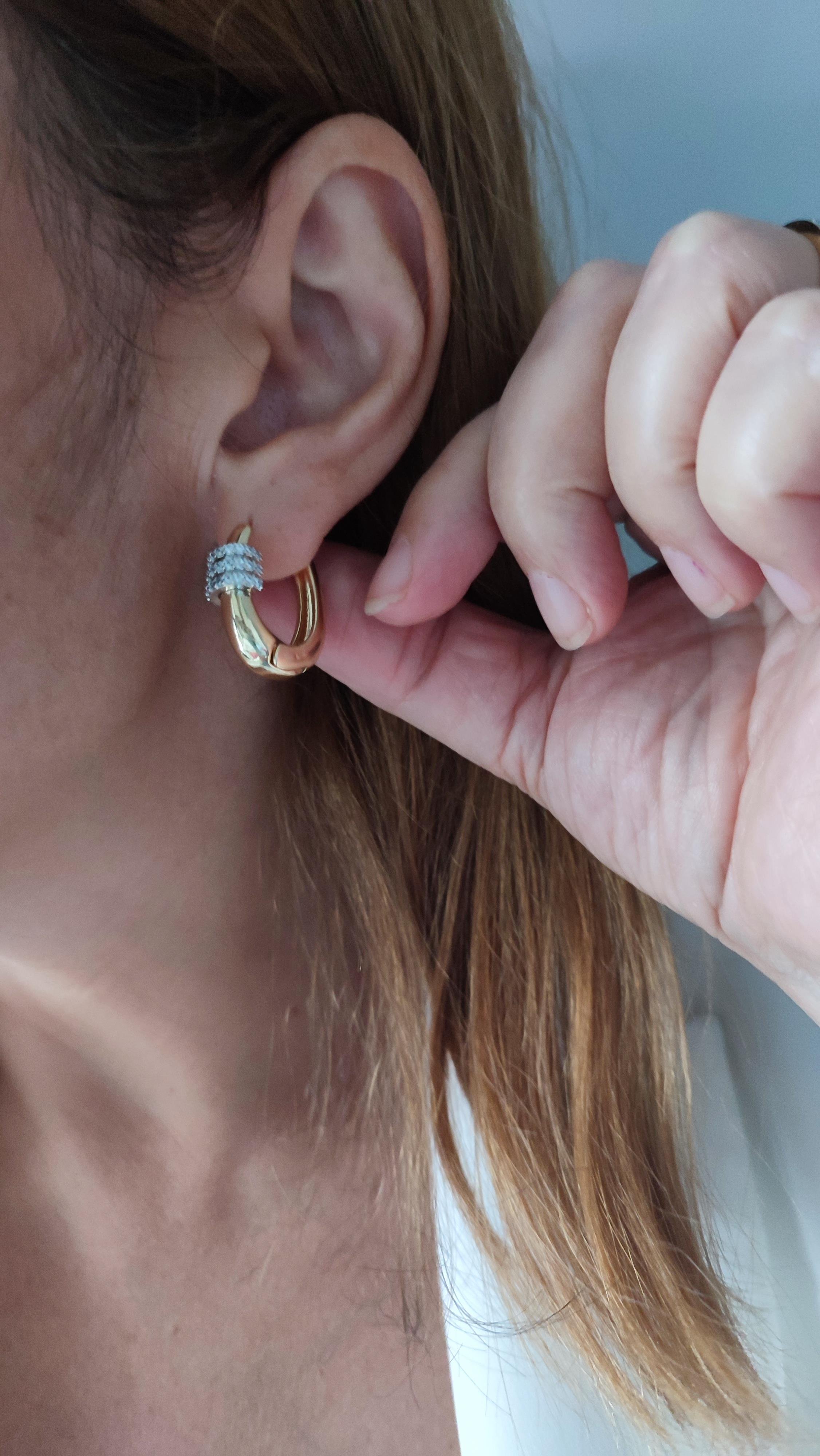 ÇELİK GOLD ÜZERİ TAŞLI OVAL KÜPE 