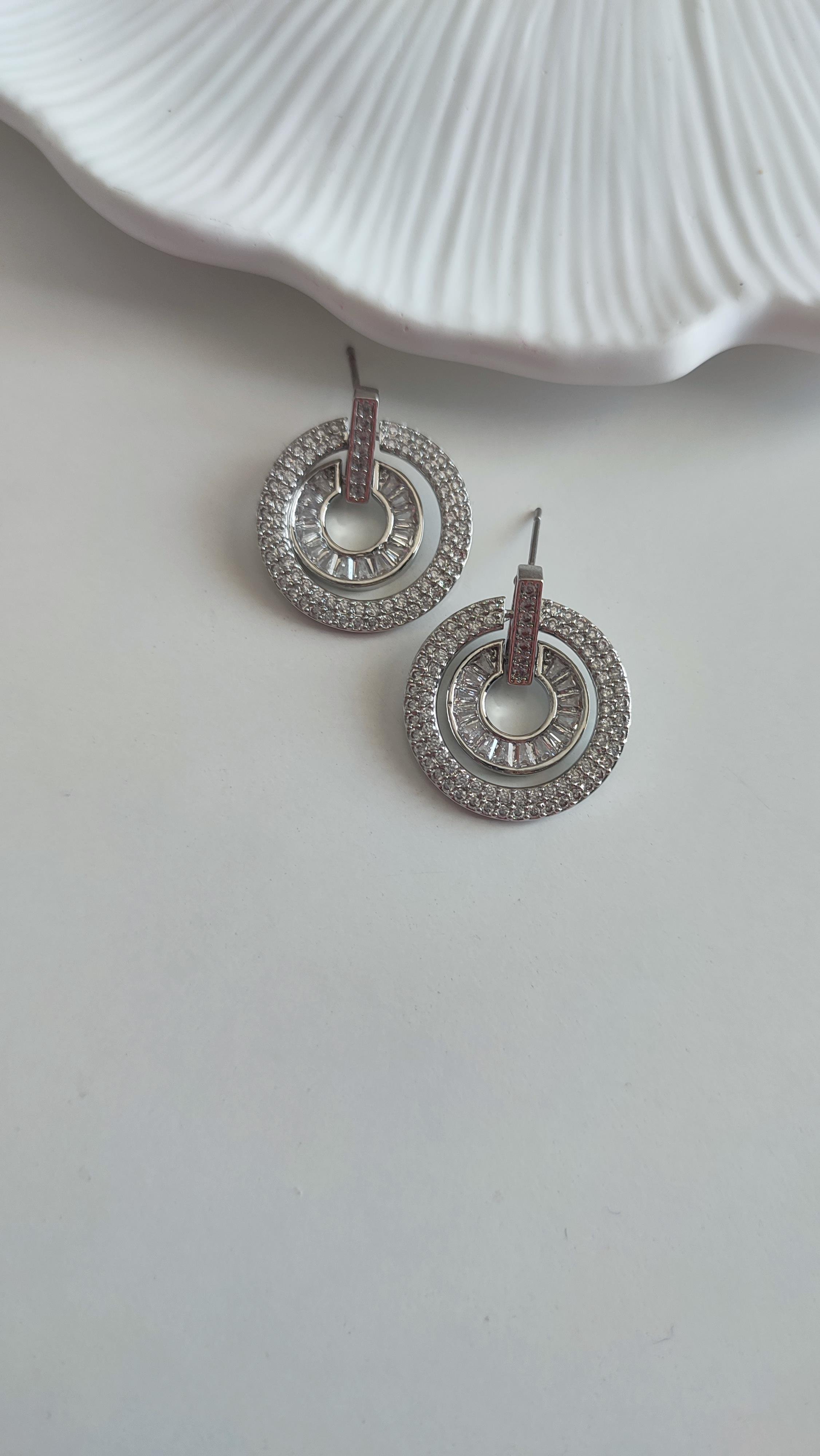 Çelik Silver Top Küpe 