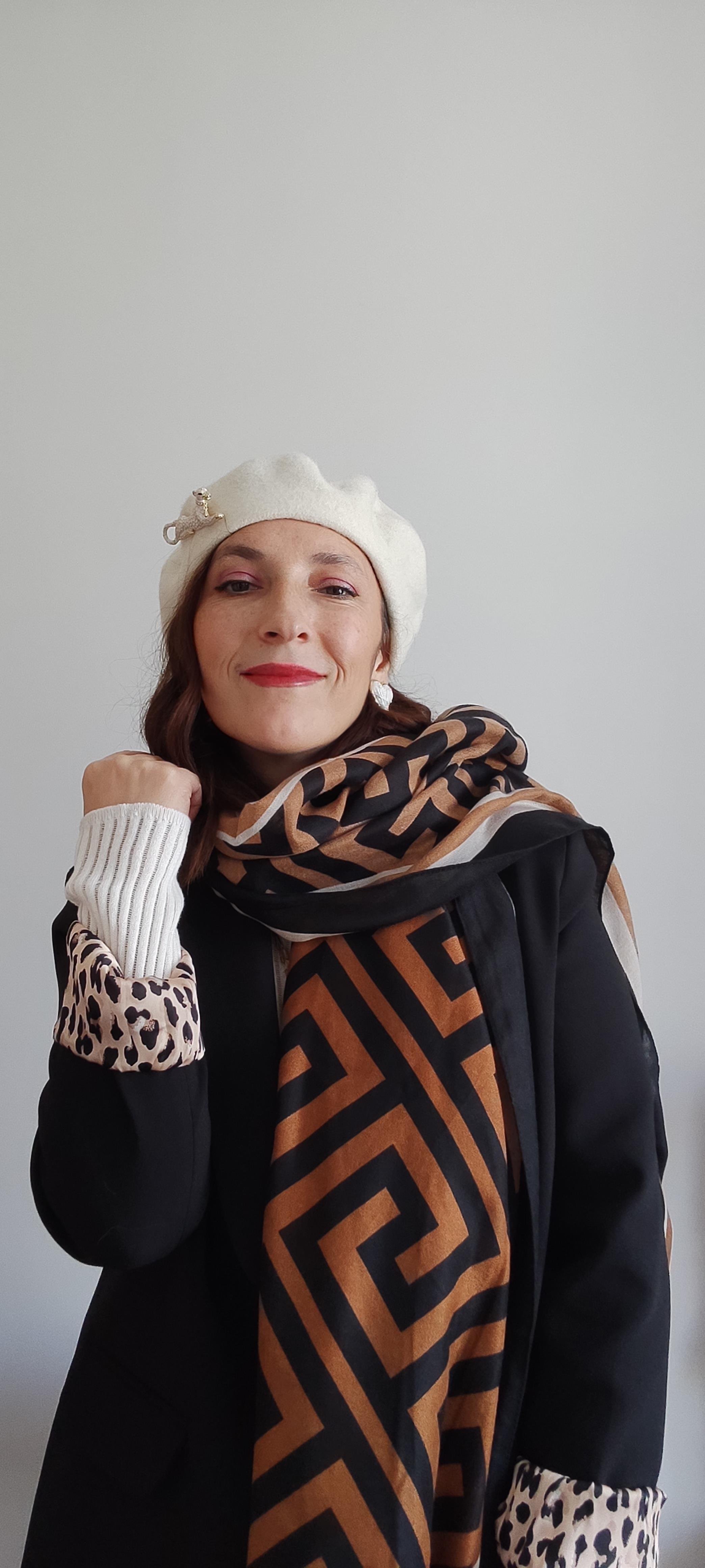 Kahverengi Zigzag Desenli Şal 