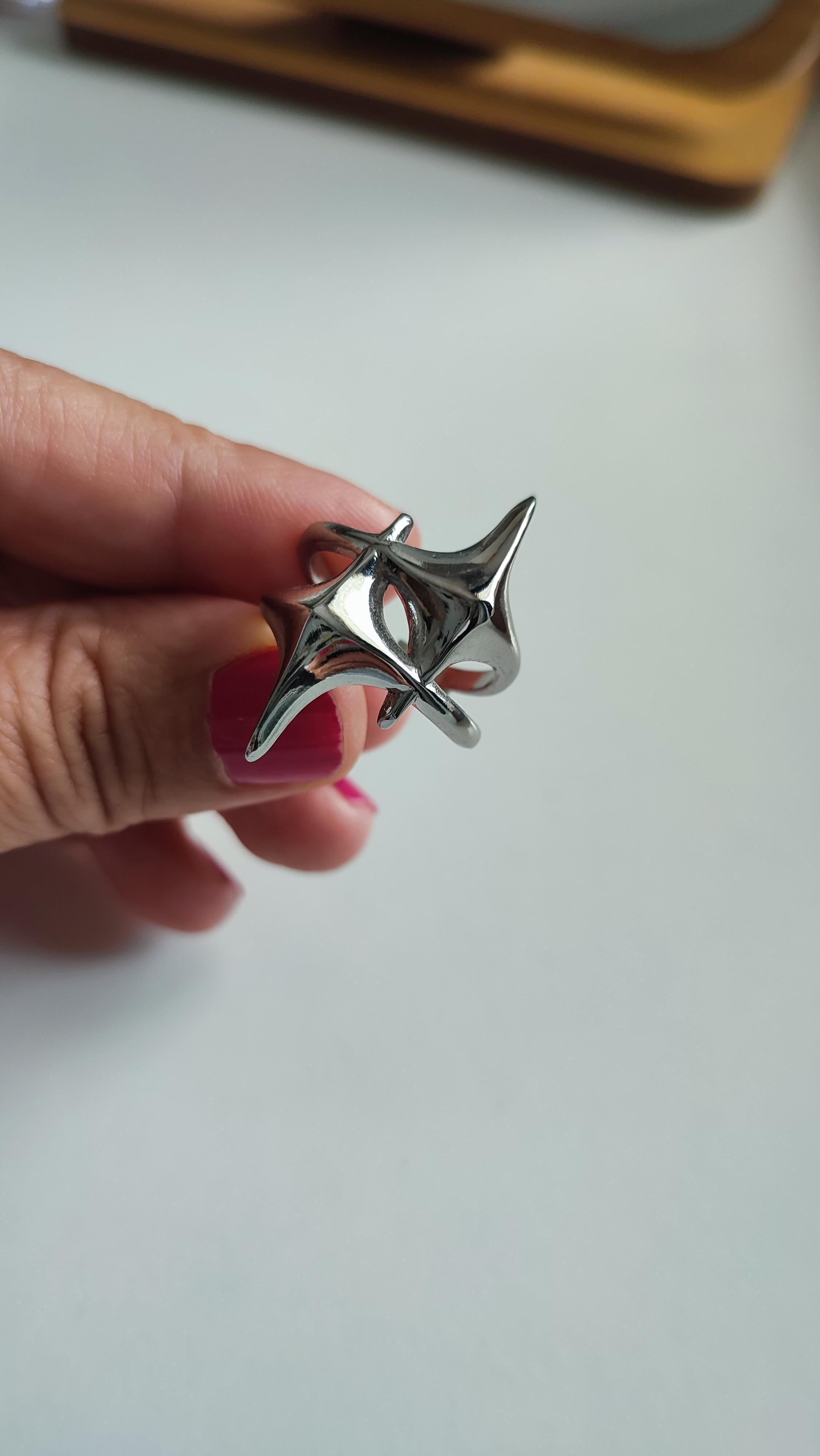 Silver Bombeli Çoklu Kutup Yıldızlı Yüzük 