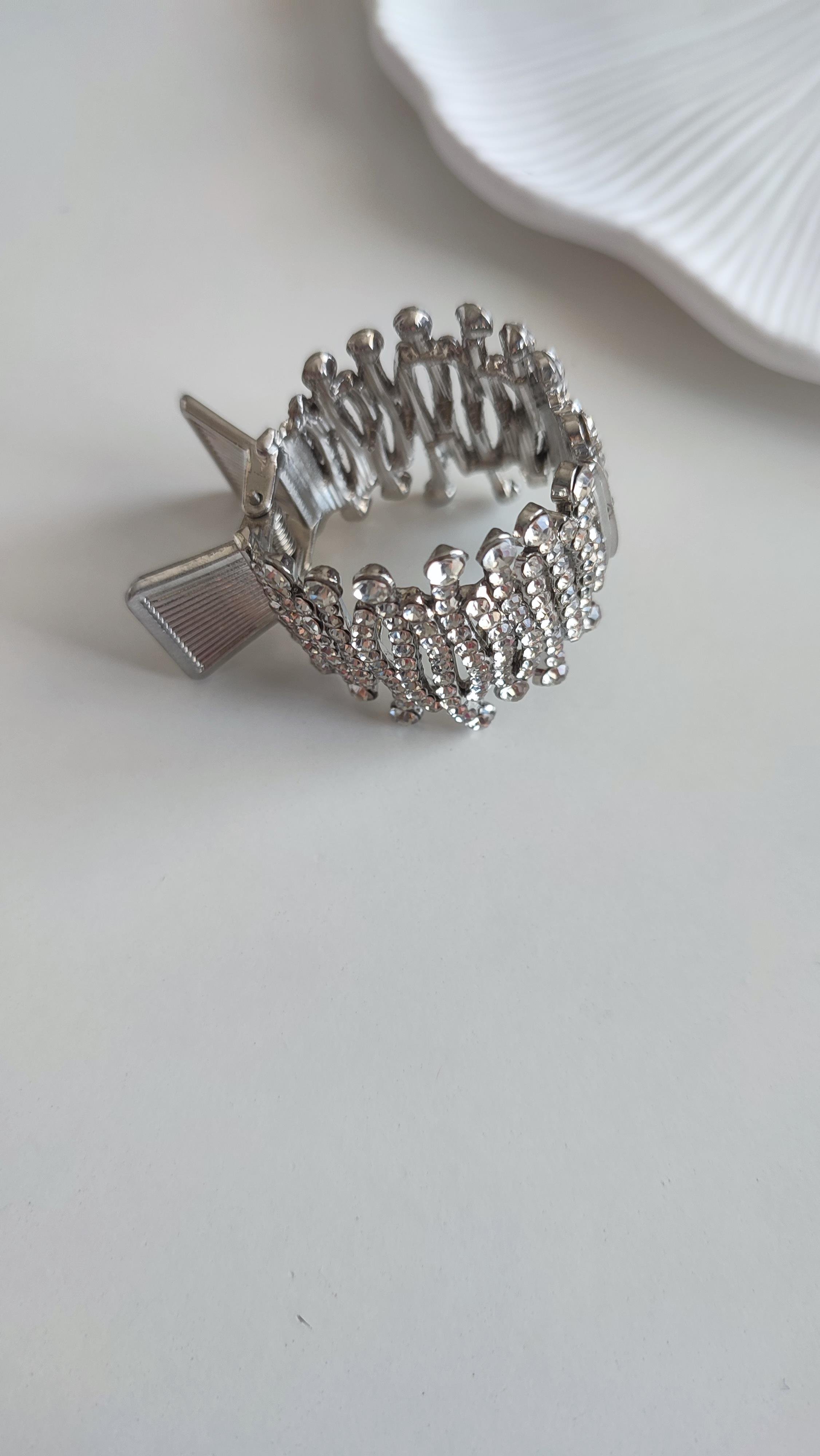 Silver Taşlı At Kuyruğu Tokası 