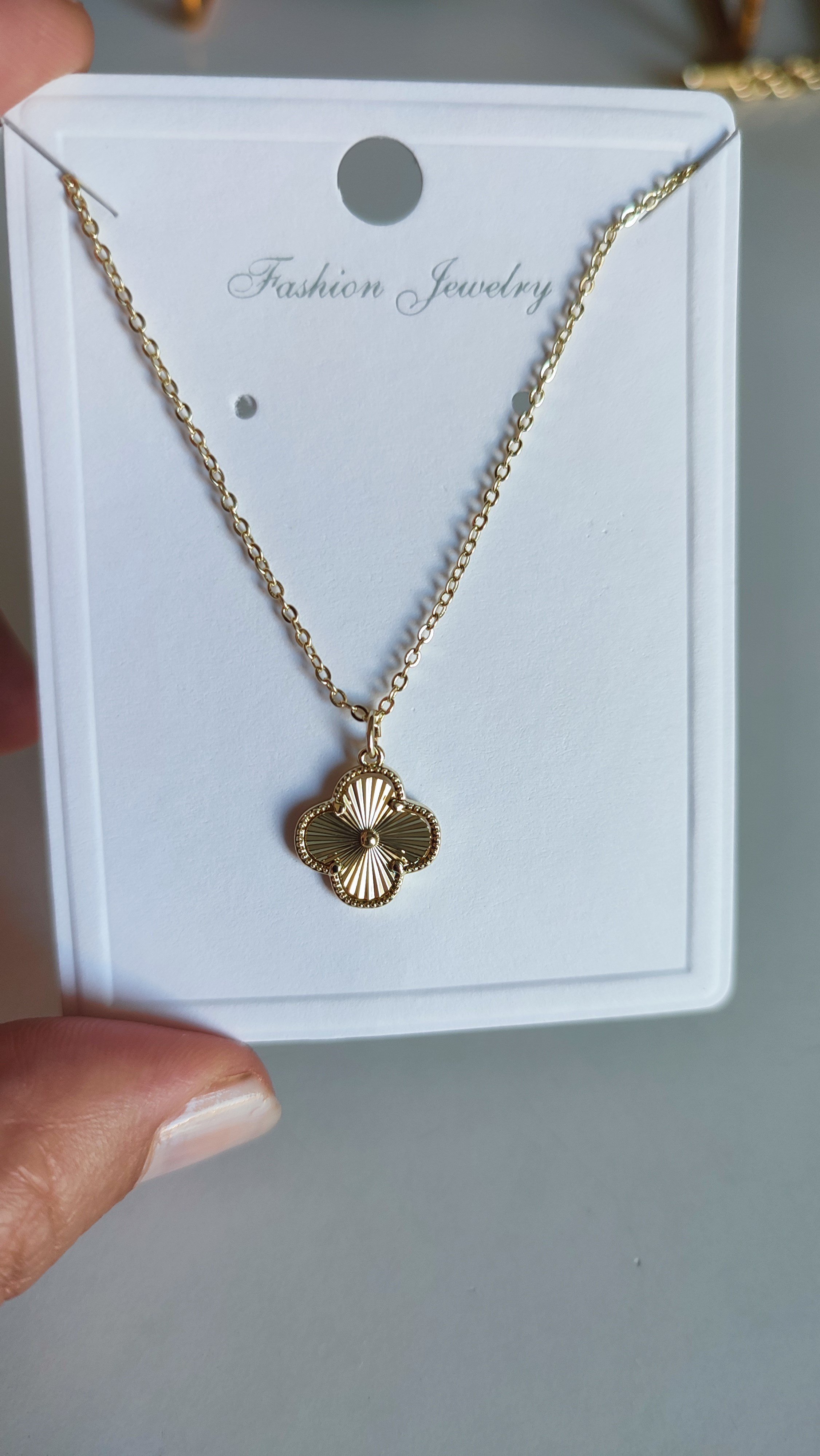 VİP GOLD YONCA KOLYE (48 CM)