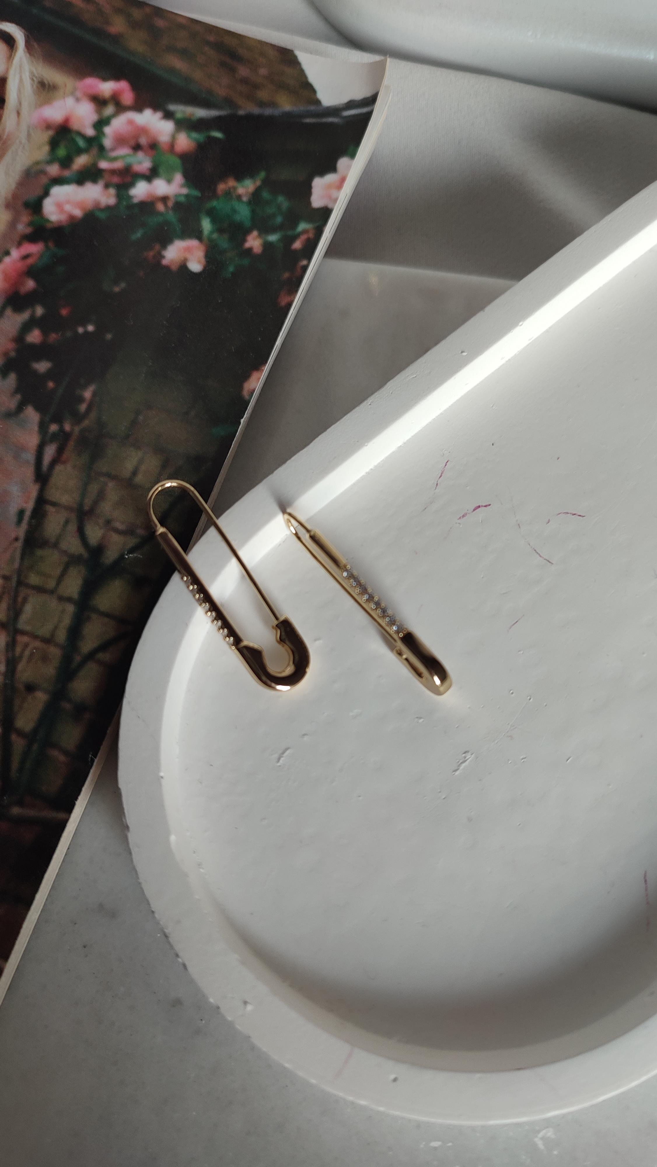 XP GOLD ÇENGELLİ İĞNE KÜPE 
