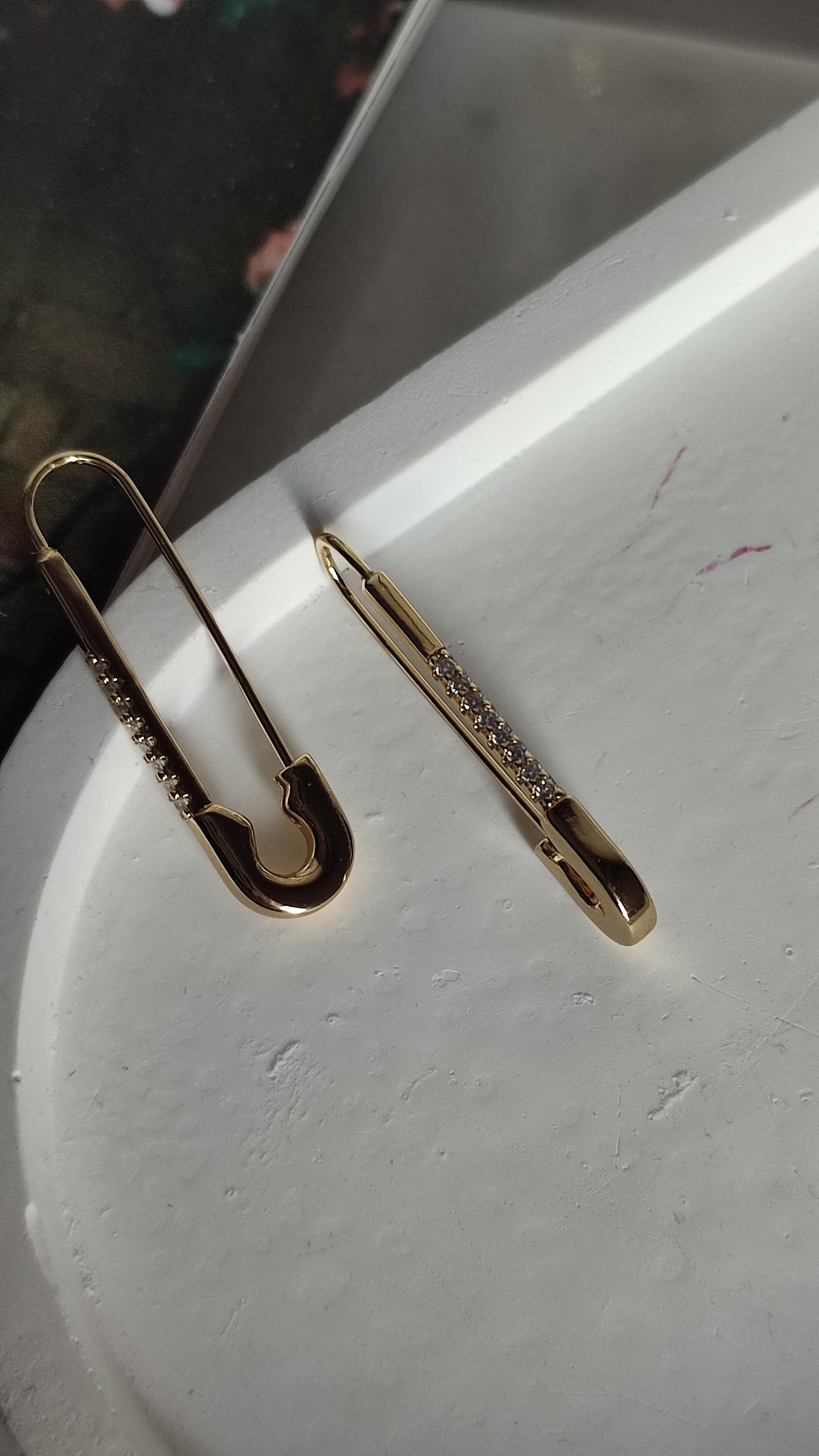 XP GOLD ÇENGELLİ İĞNE KÜPE 
