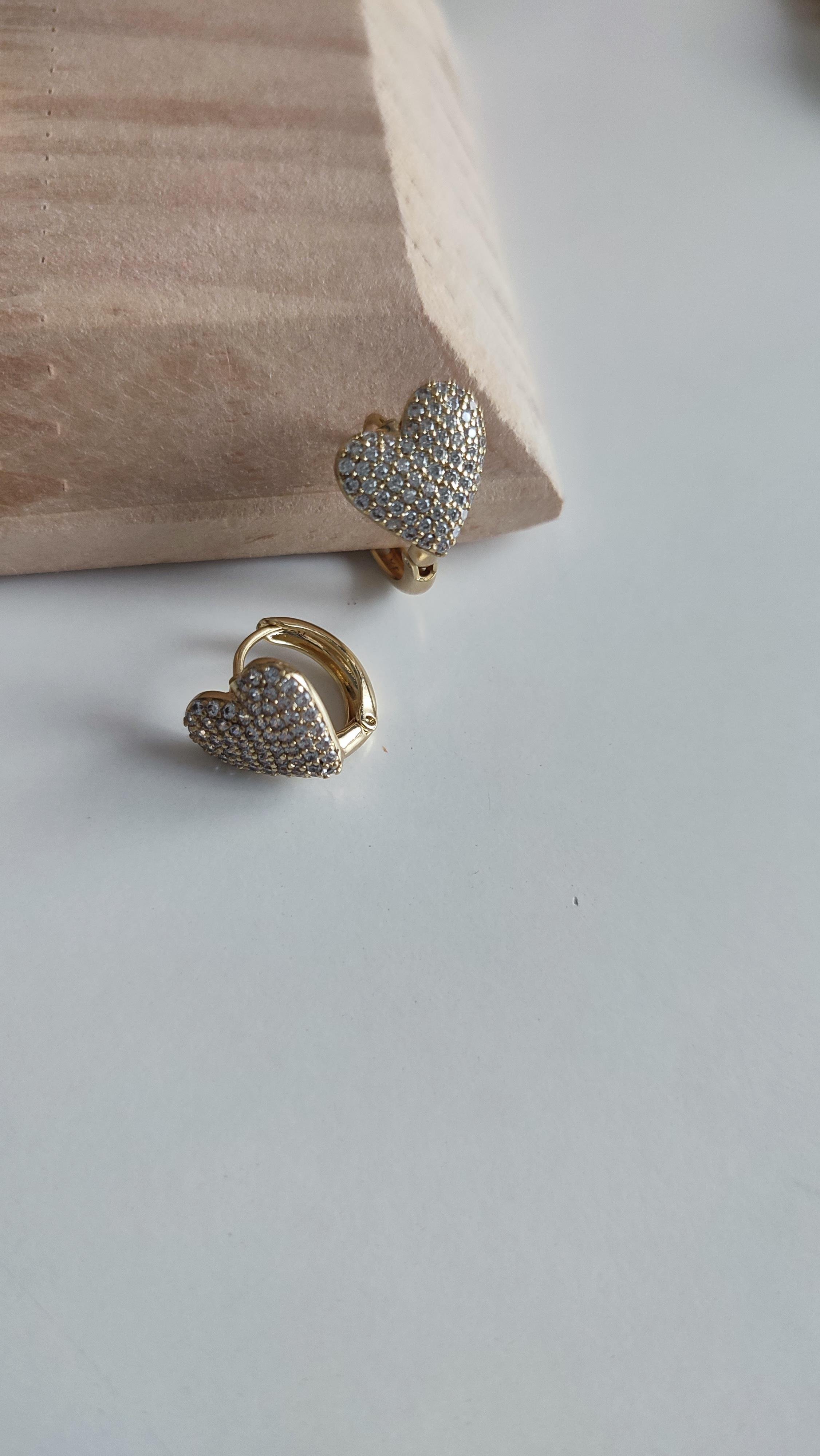 XP GOLD KALPLİ KÜPE 