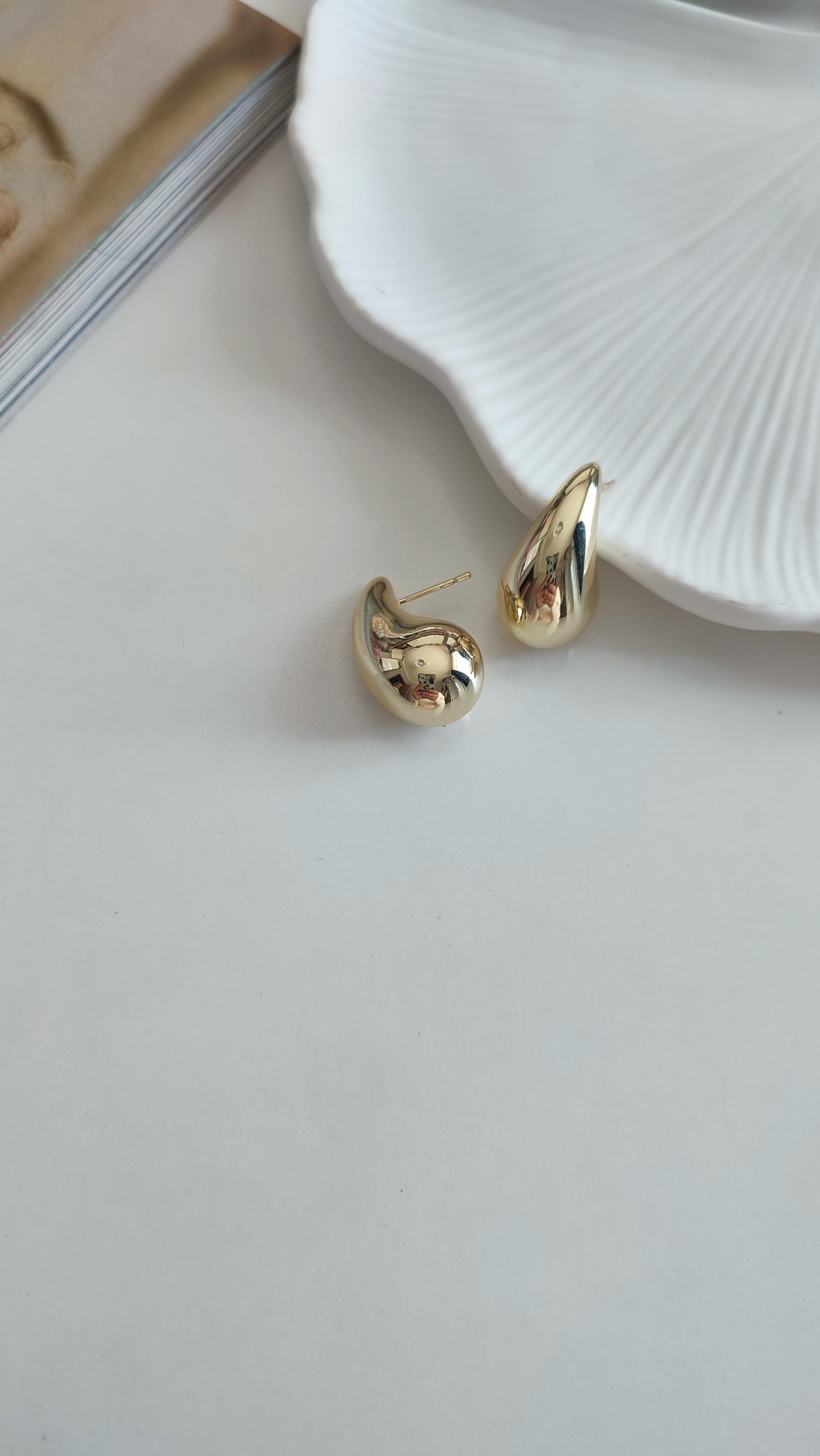 XP GOLD MİNİMAL DAMLA KÜPE 