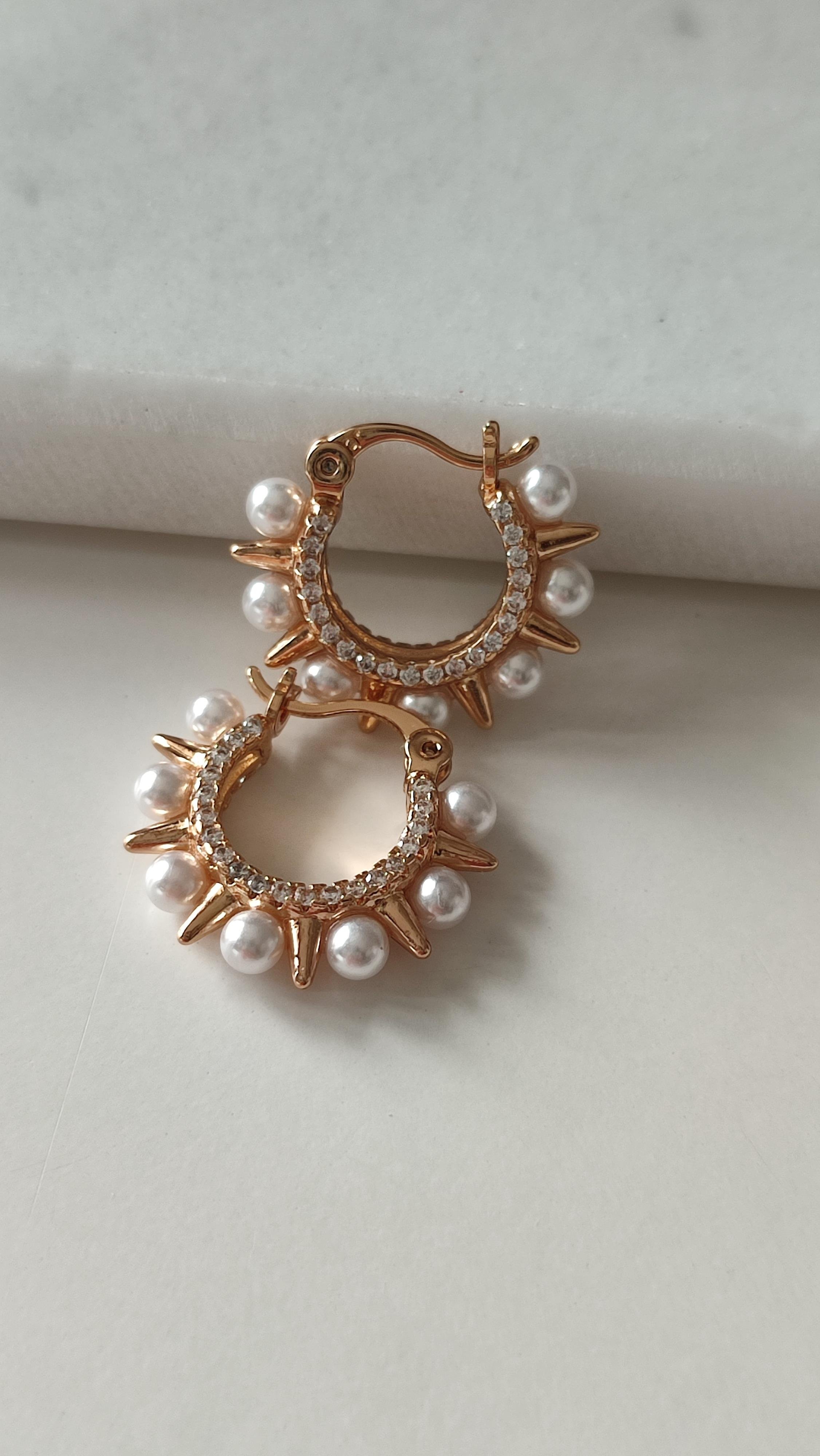 XP MİNİMAL ROSE GOLD İNCİLİ HALKA KÜPE 