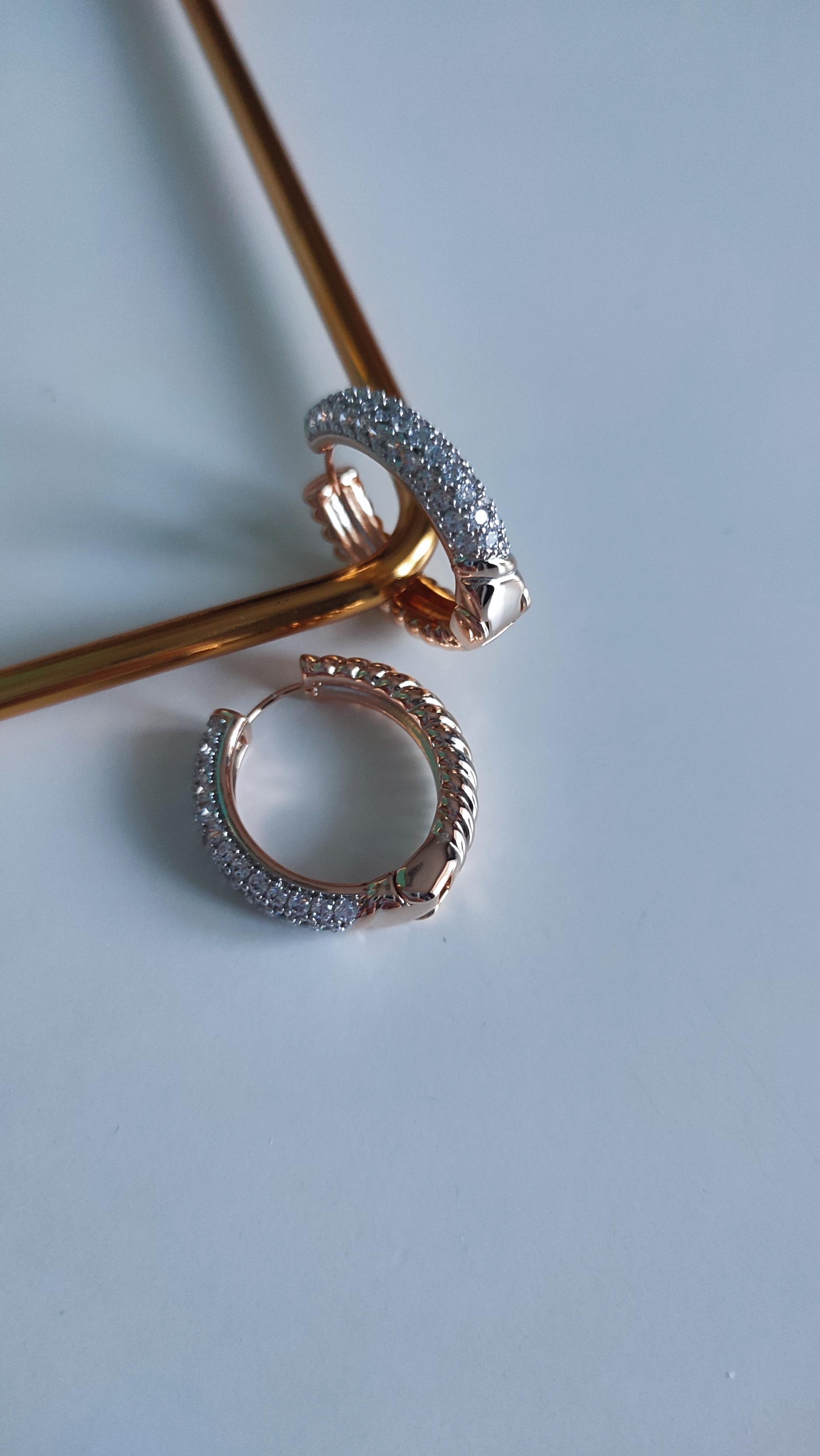 XP ROSE GOLD TAŞLI HALKA KÜPE 