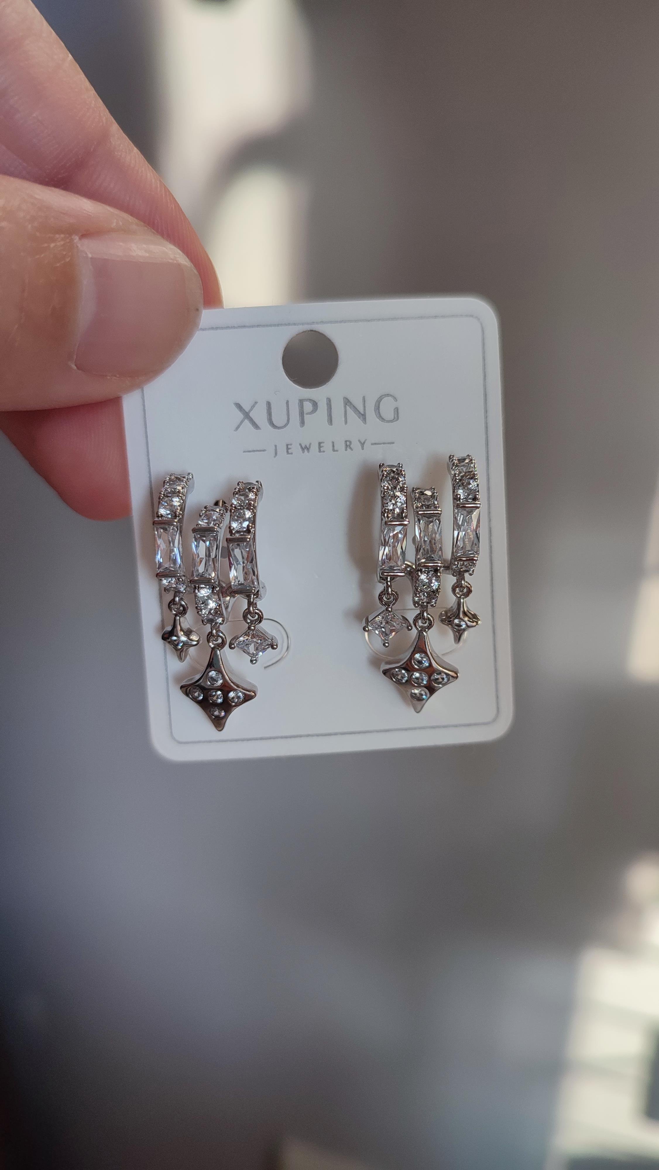 XP SİLVER ÜÇLÜ GÖRÜNÜMLÜ TAŞLI KÜPE 
