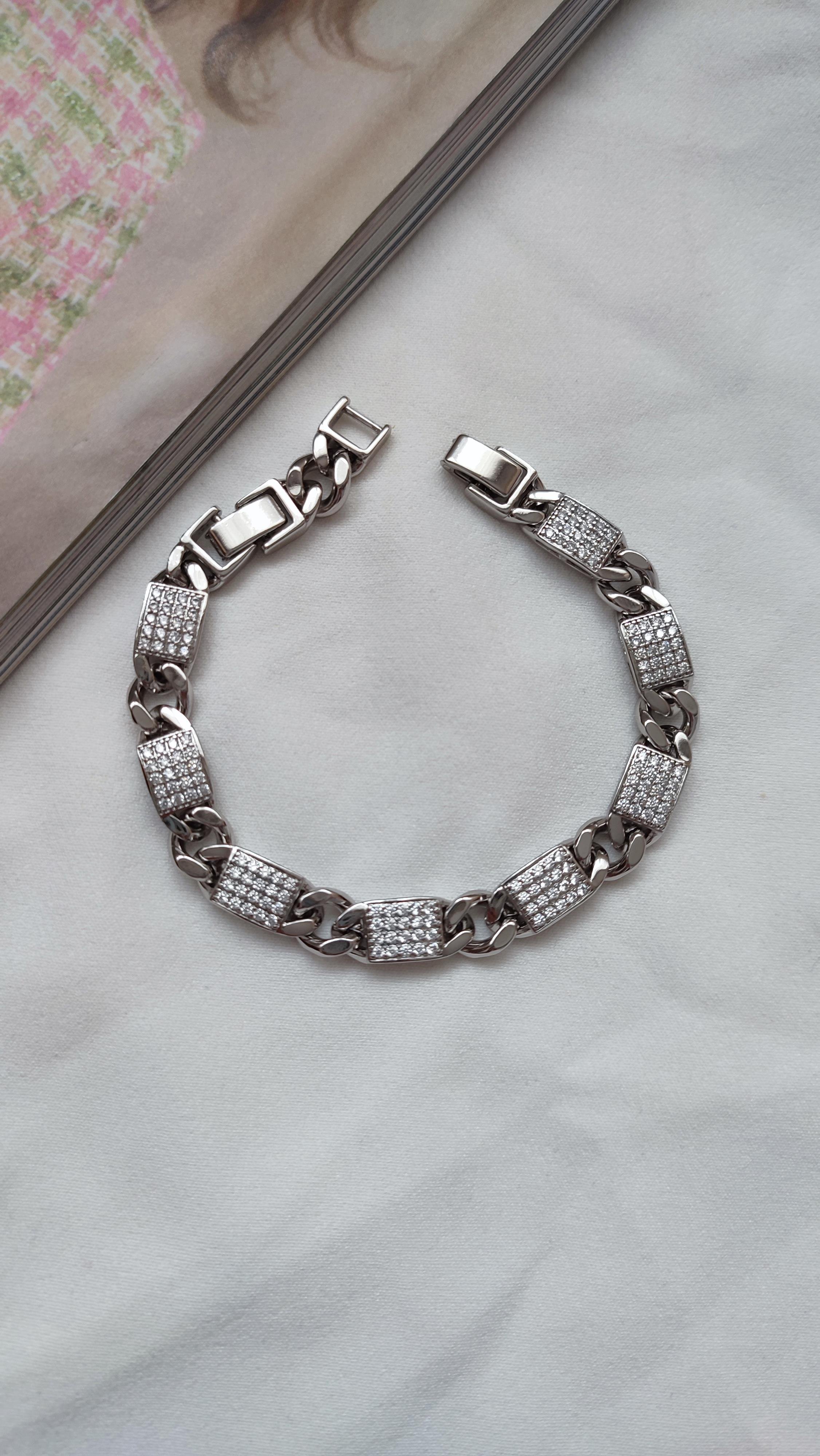 XP SİLVER ZİNCİR VE TAŞ DETAYLI BİLEKLİK (19 cm)