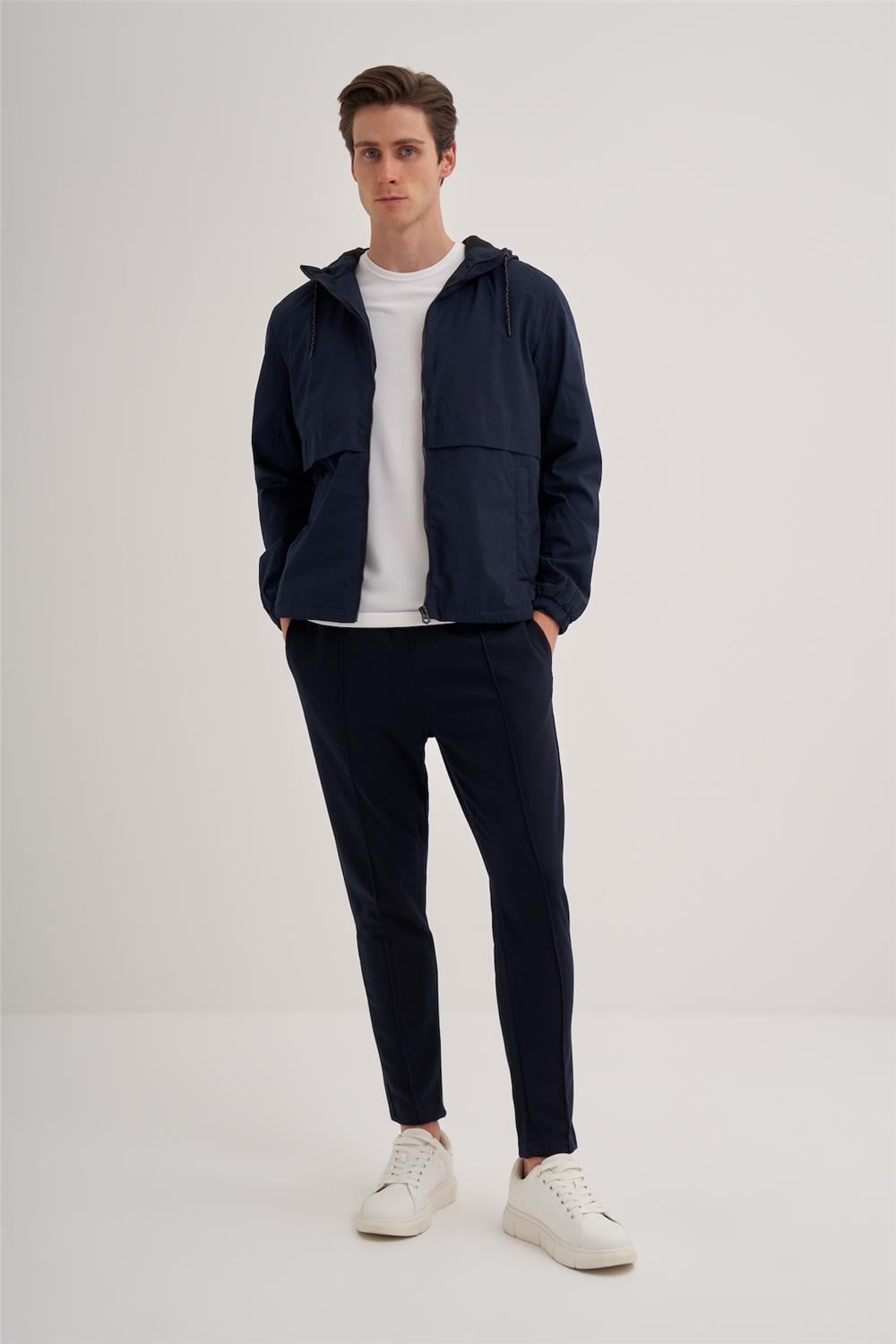 CAZ 1011 BASIC MONT