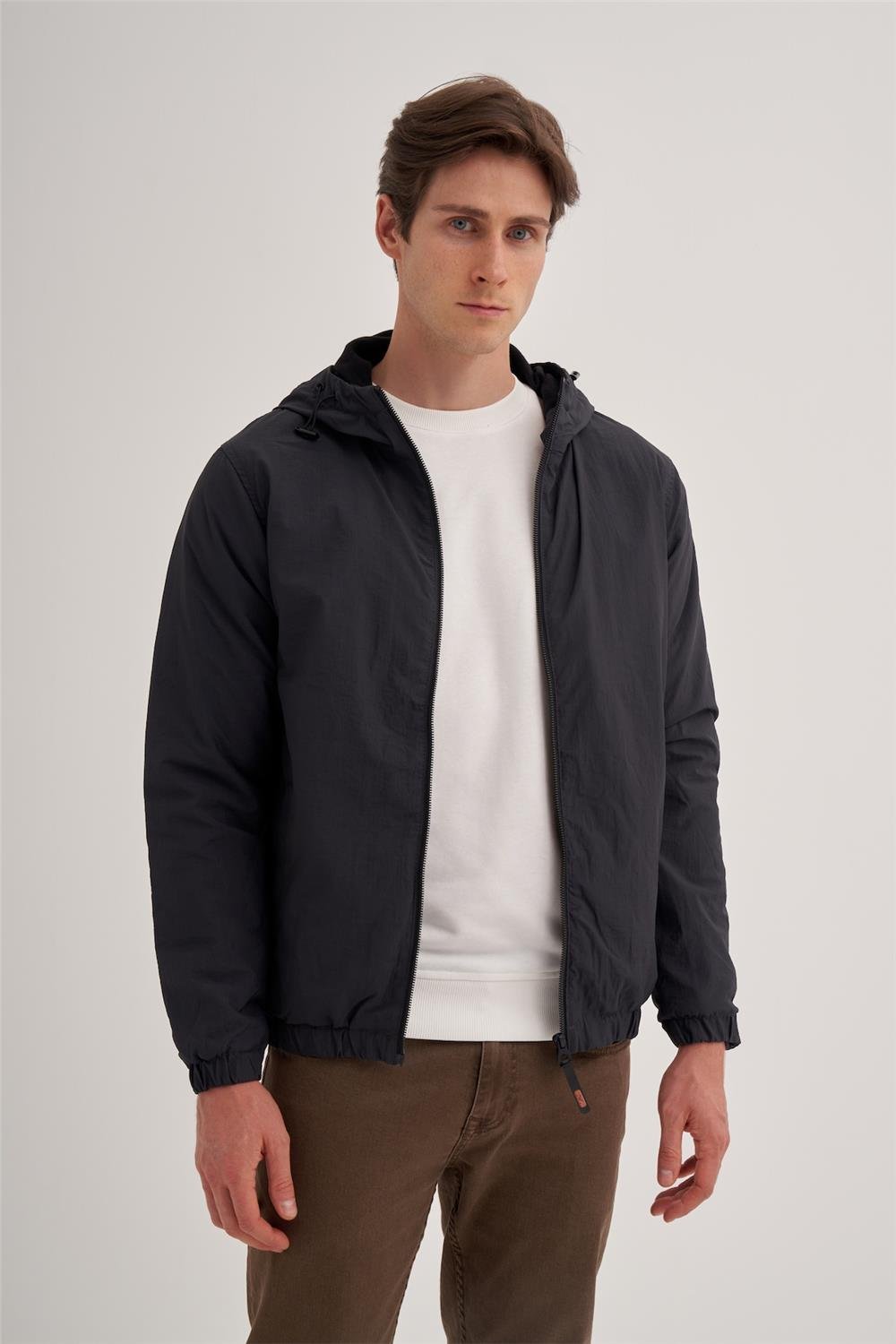 CAZ 10200 CRINKLE MONT