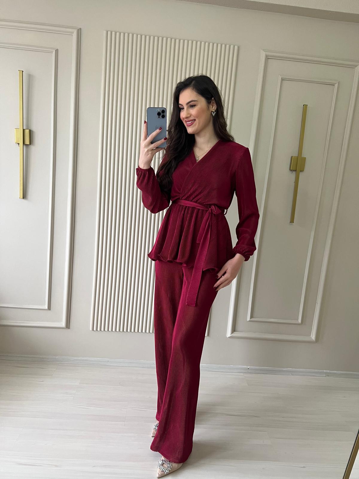 Piliseli Volanlı Bordo Takım - 1006