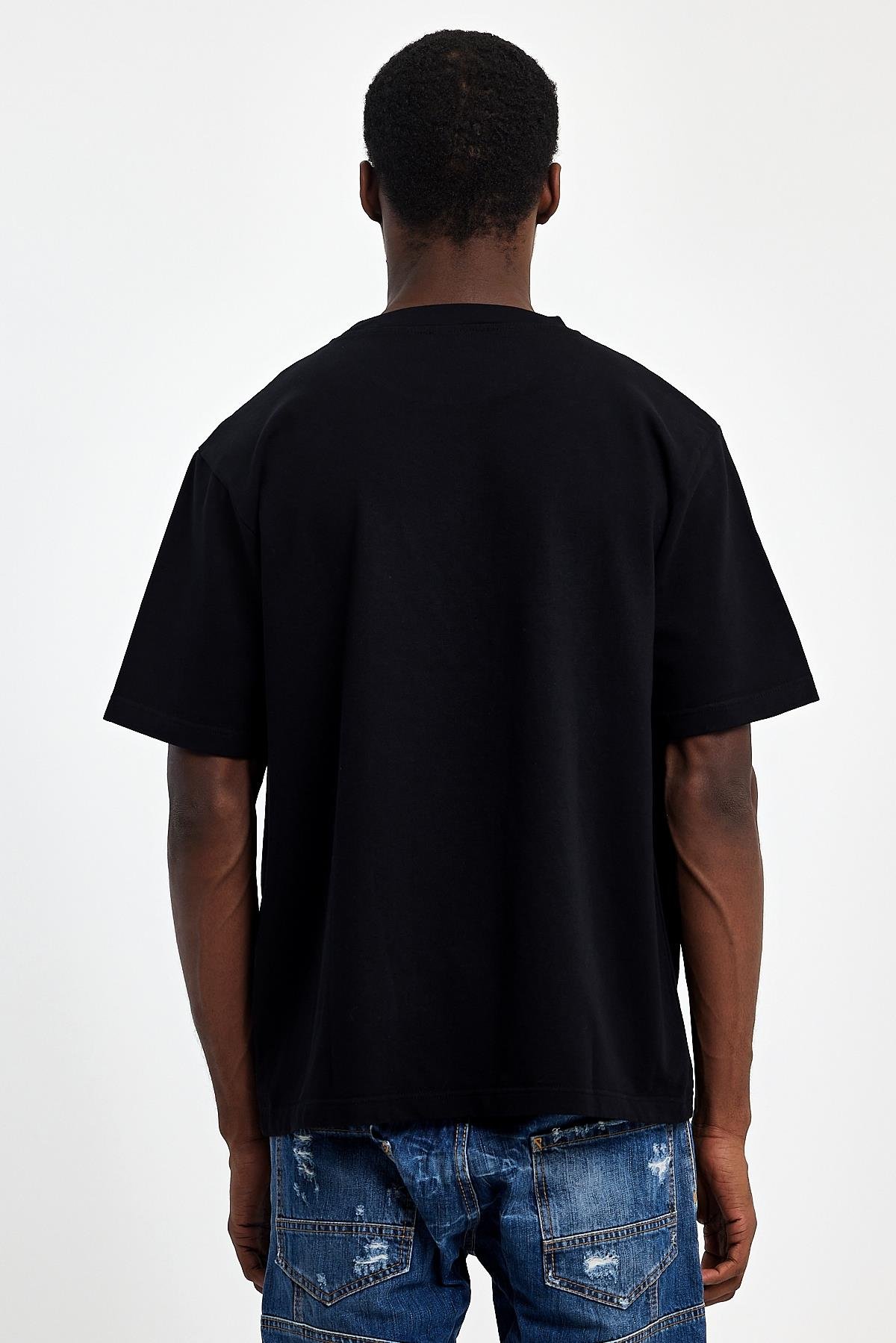 Basic Black Tee Relaxed 